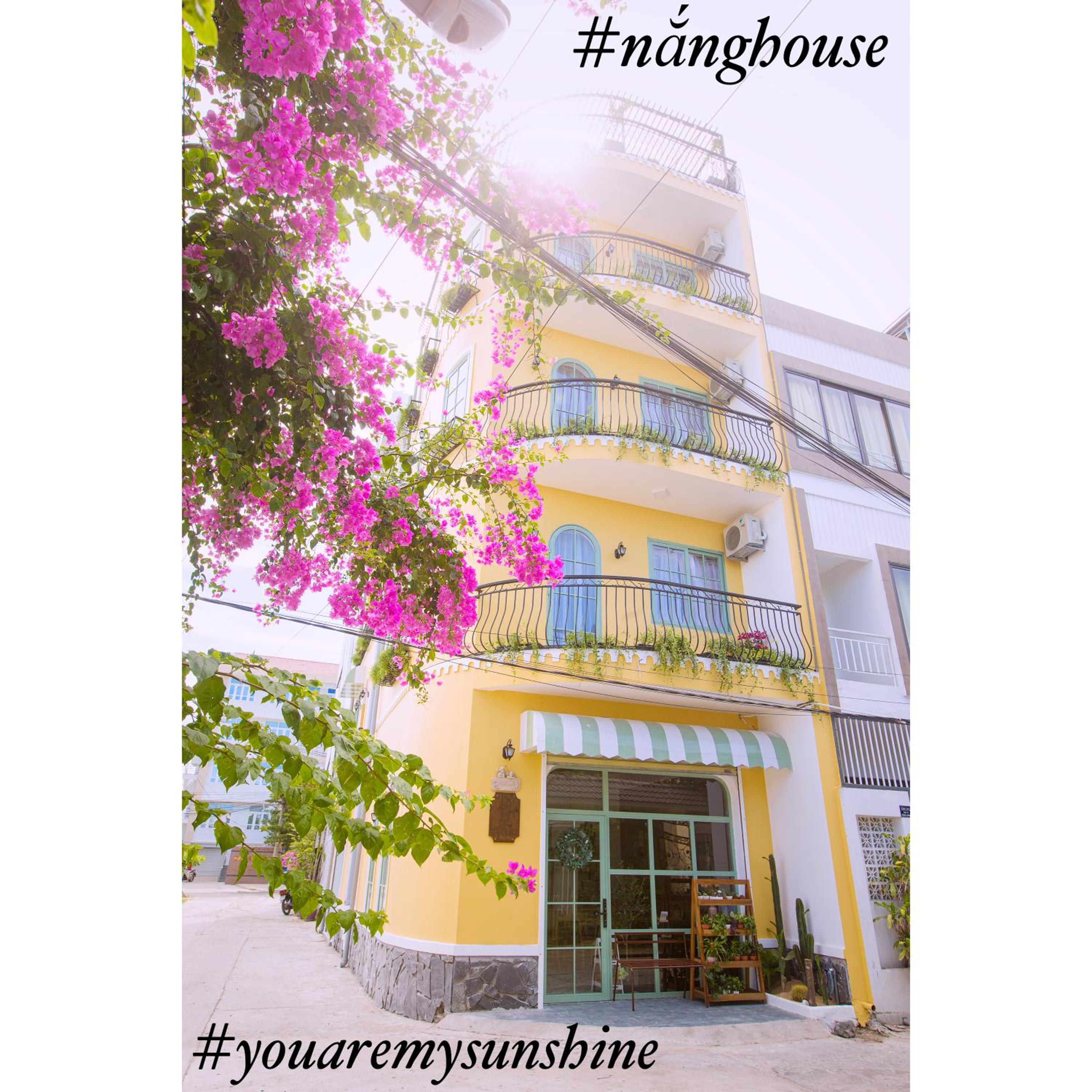 NẮNG House