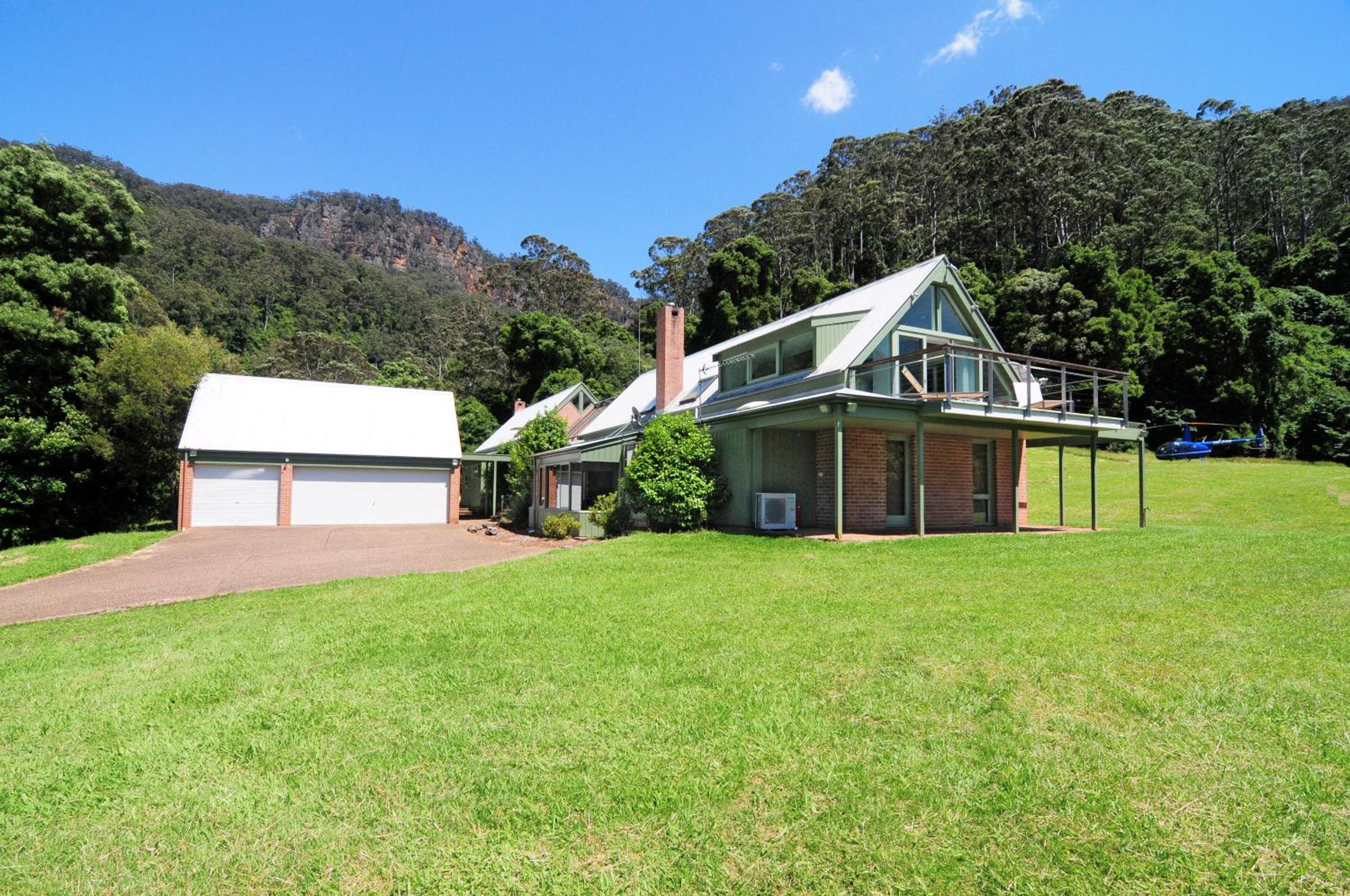 Yeola Lush location with river access
