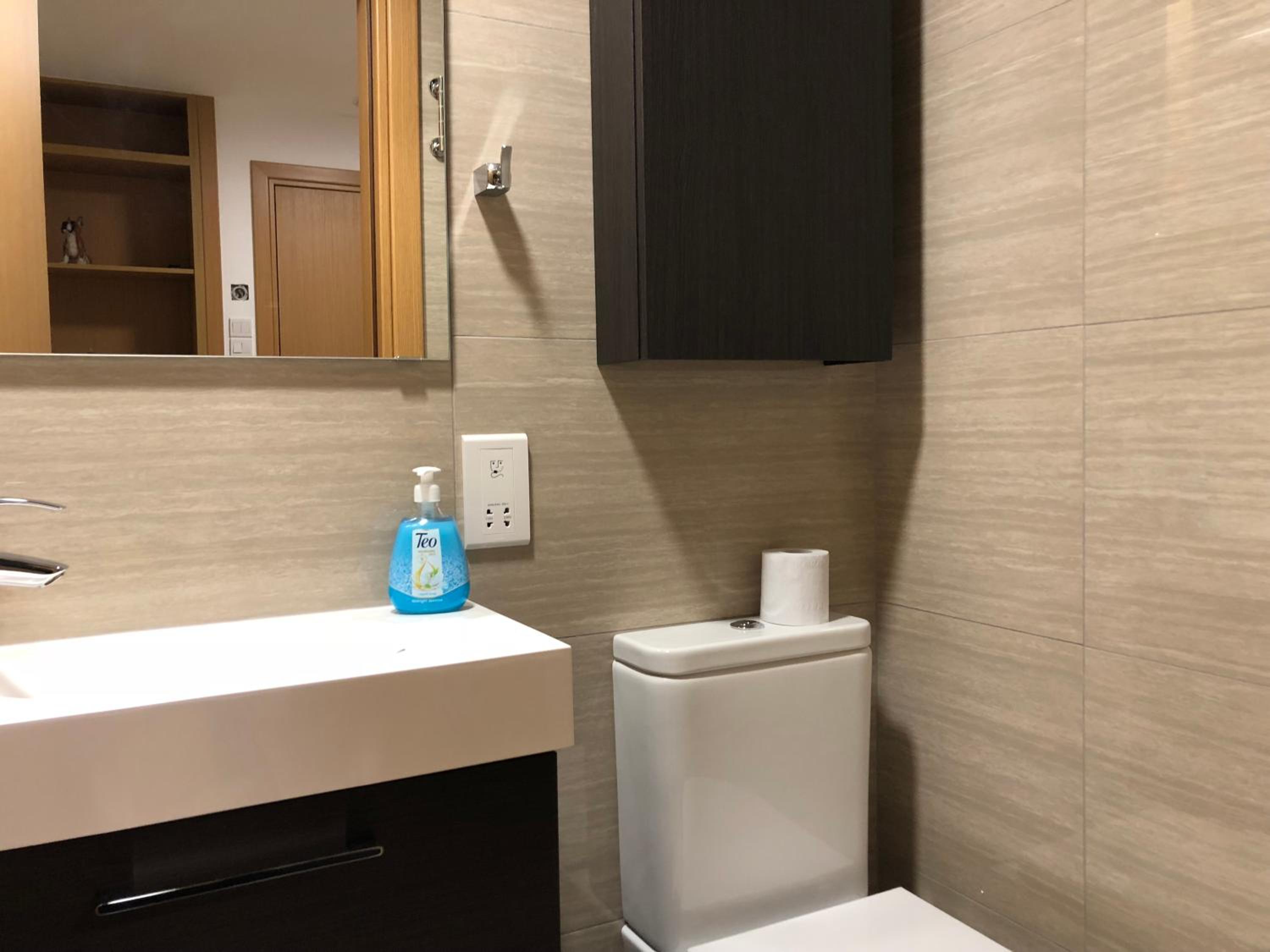 Kennedy Deluxe Suites — photo 16