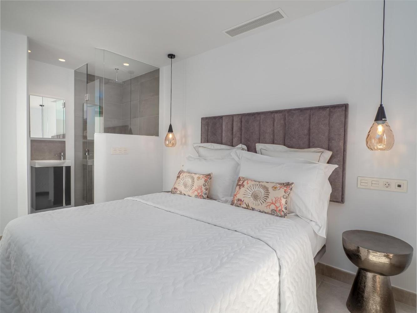 Marbella Vacations - Marbella Old Town : Luxury Townhouse - Property Image 2