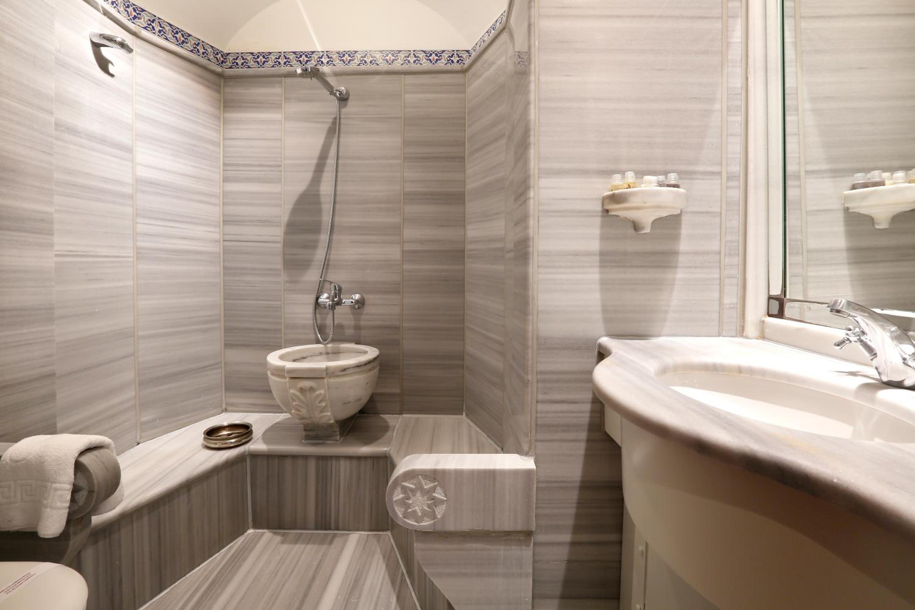 Sultanahmet Palace Hotel - Image 39