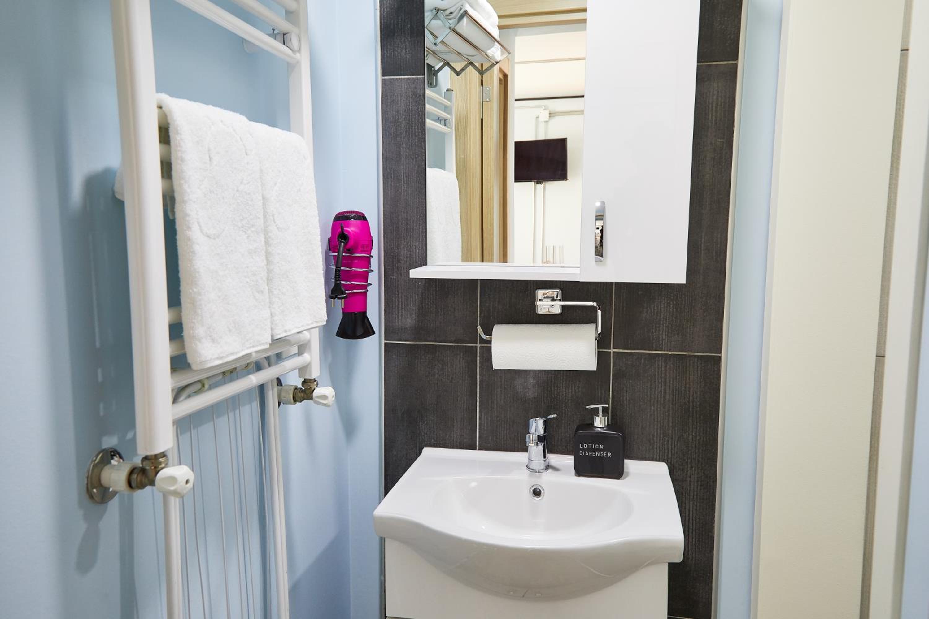 No 8 Galata - Image 15