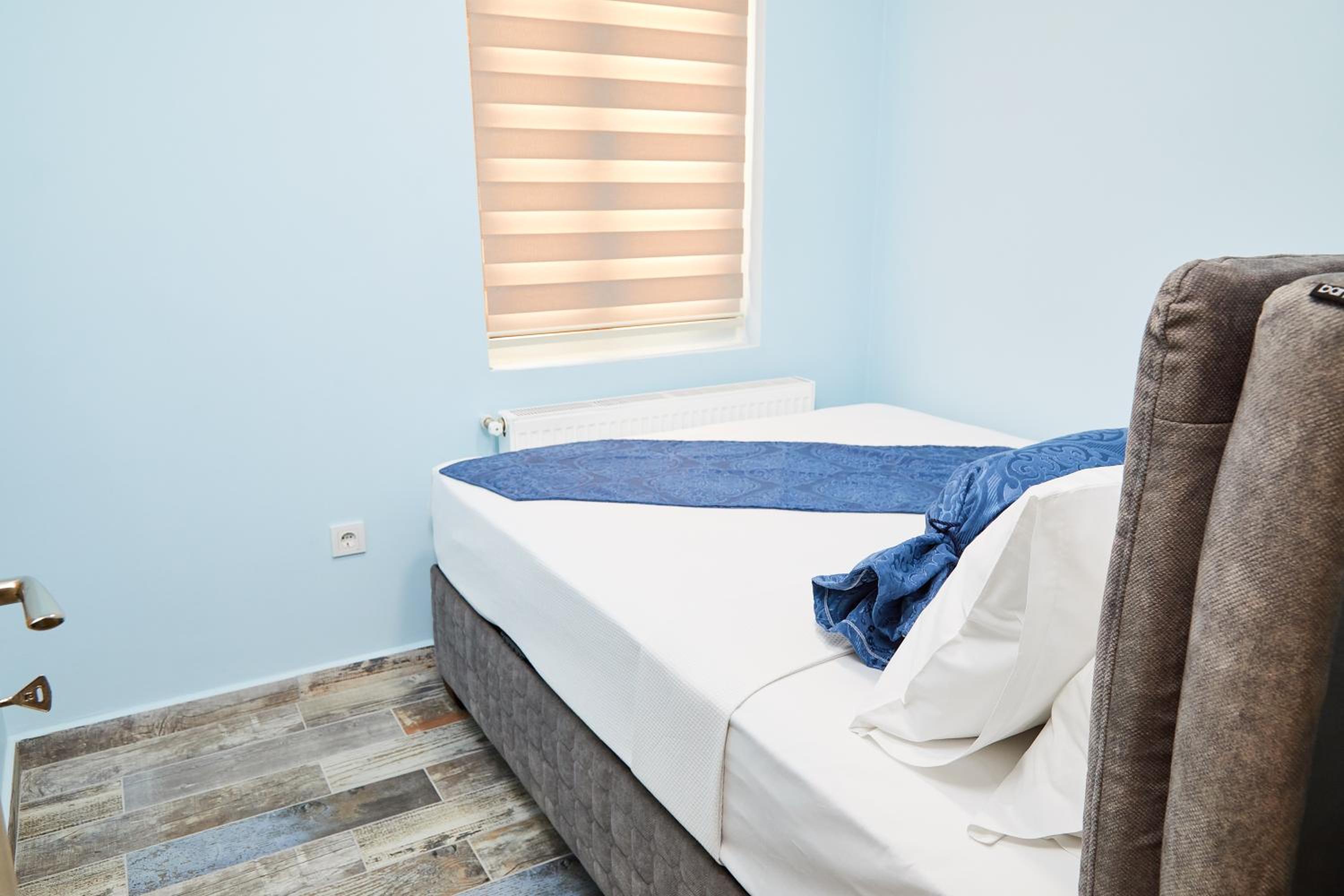 No 8 Galata - Image 16