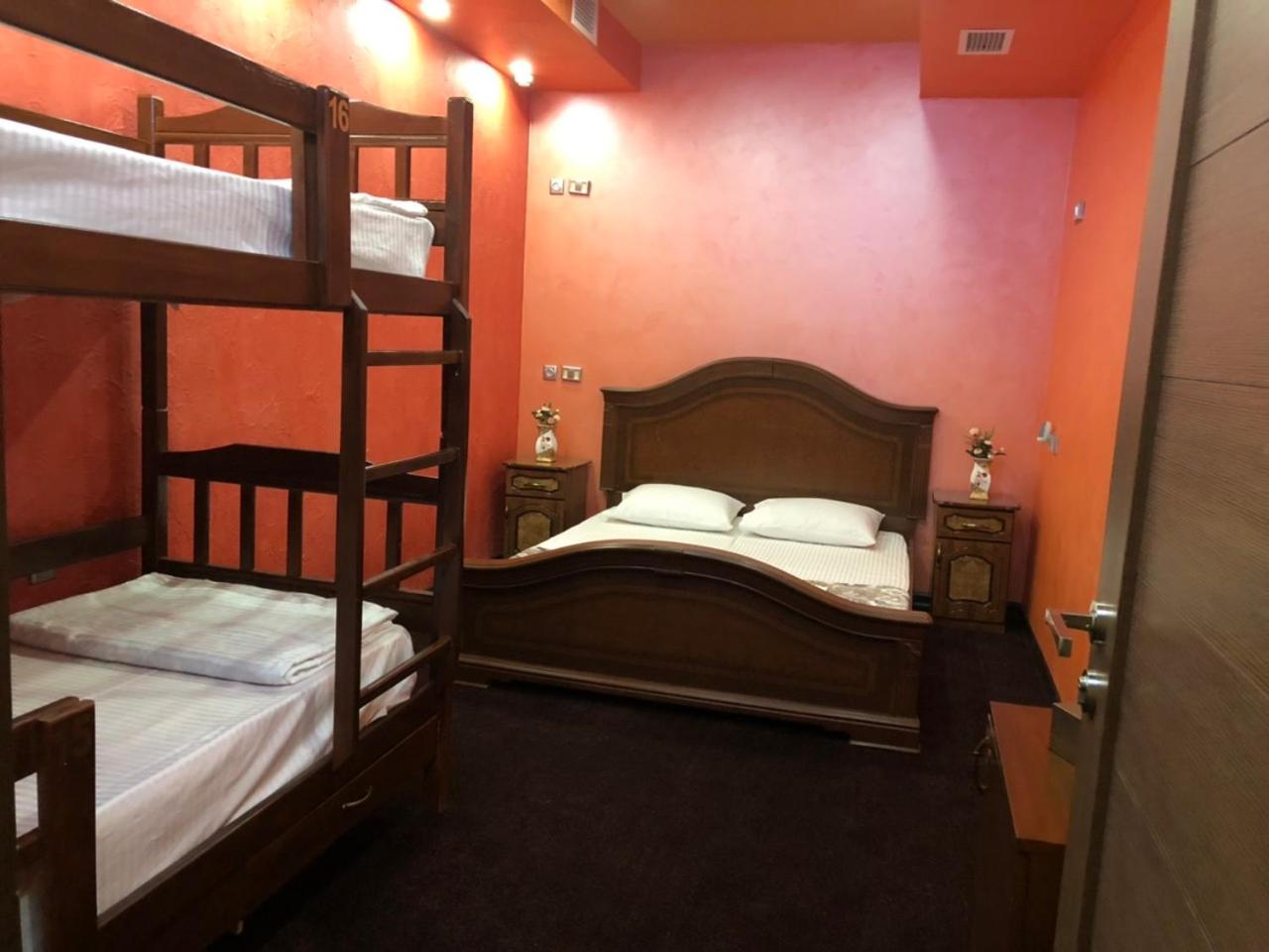 HOTEL N1