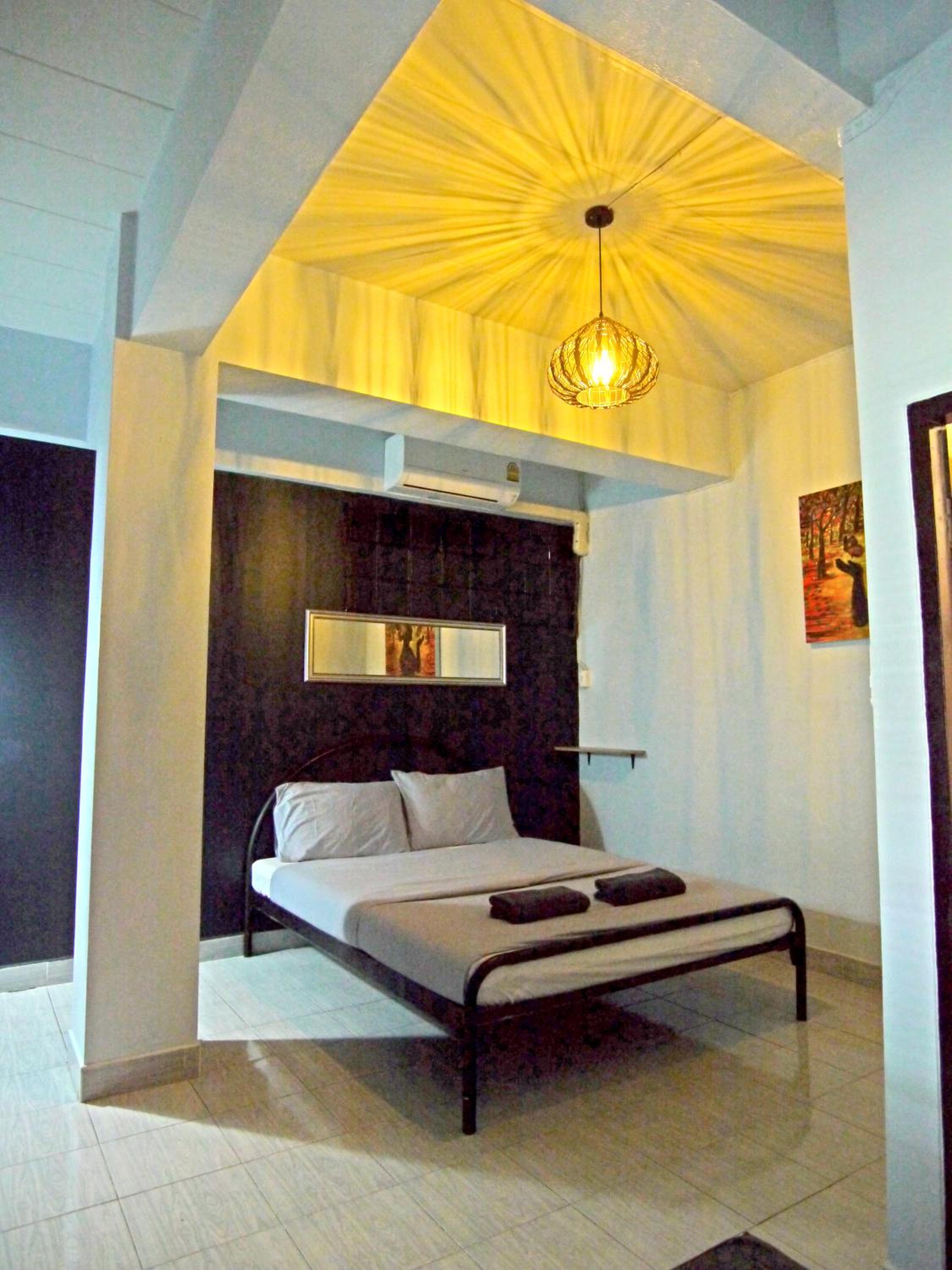 Mam's House Khaosan