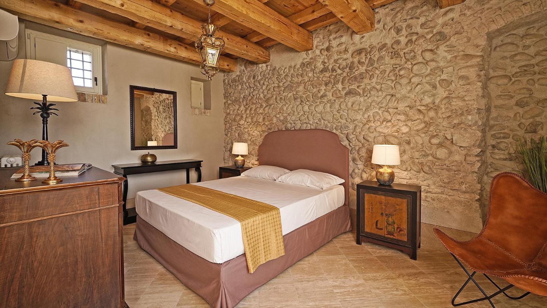 Dogoli Country Apartments view 3