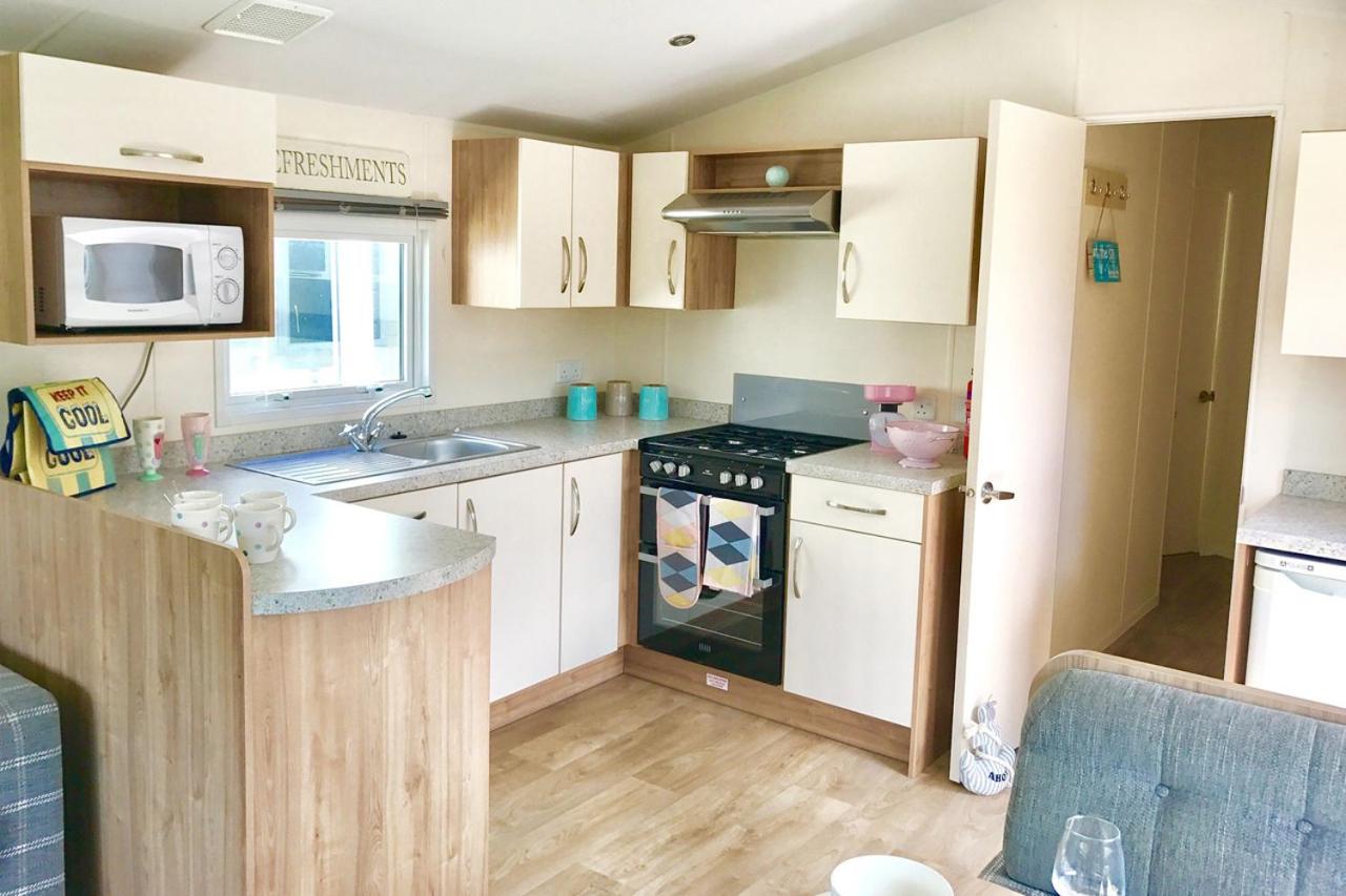Mersea Island by Away Resorts, 사진 37