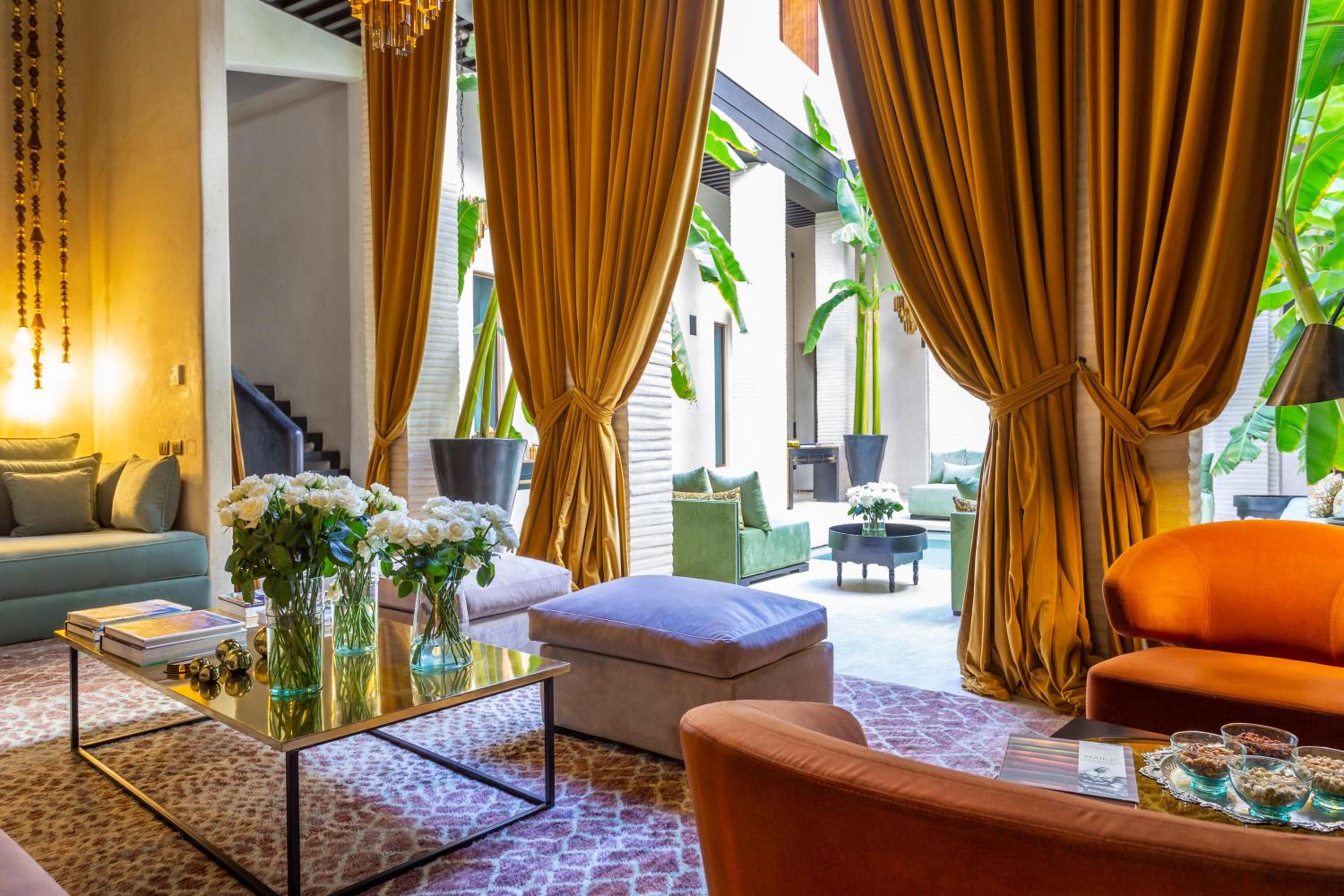 lounge