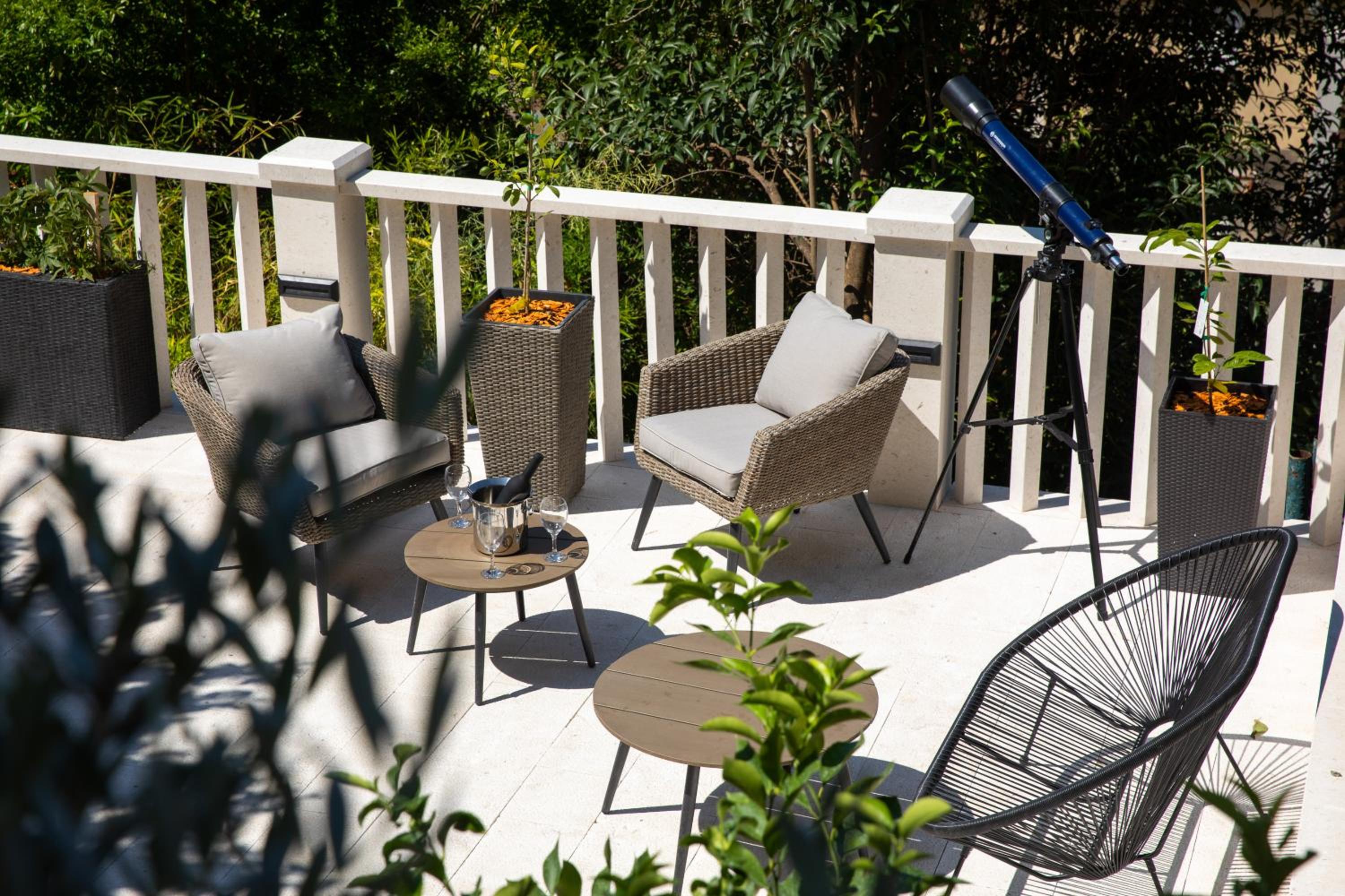 Hotel Apartments and Rooms Villa Naida - Image 1