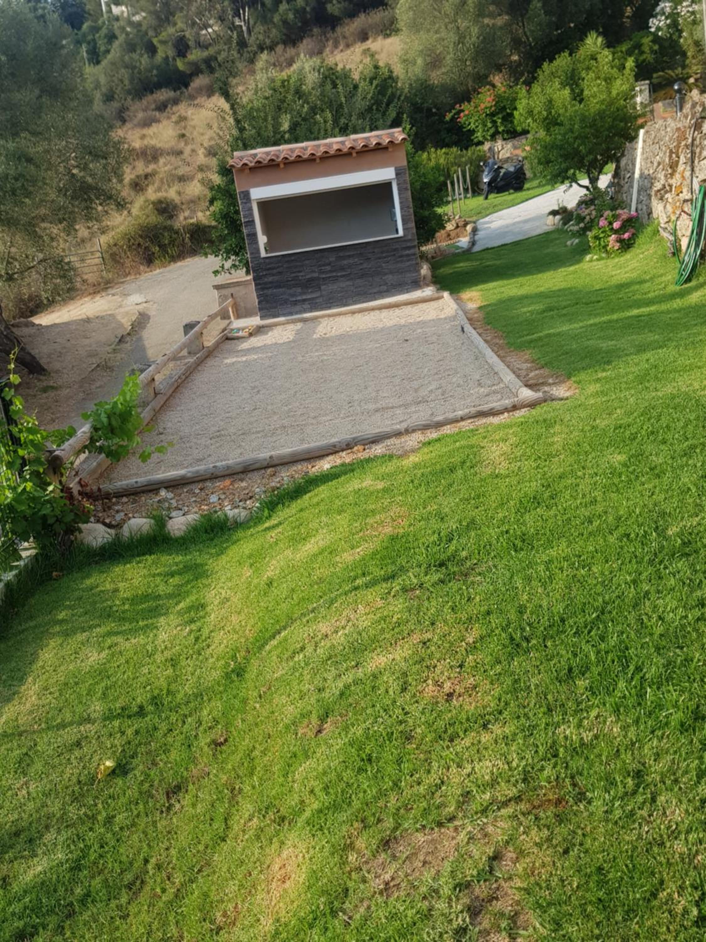 Photo 13