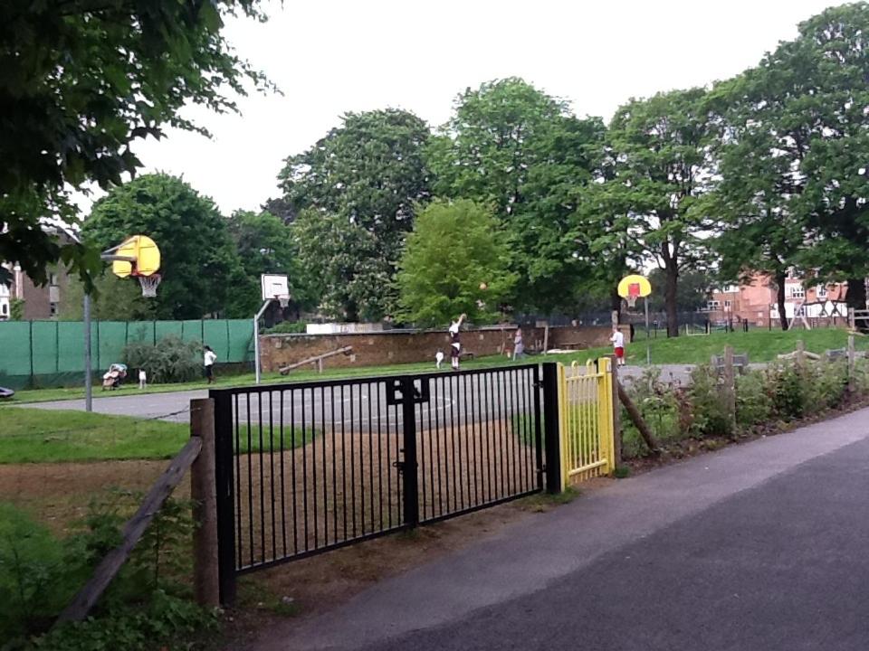 Photo 11