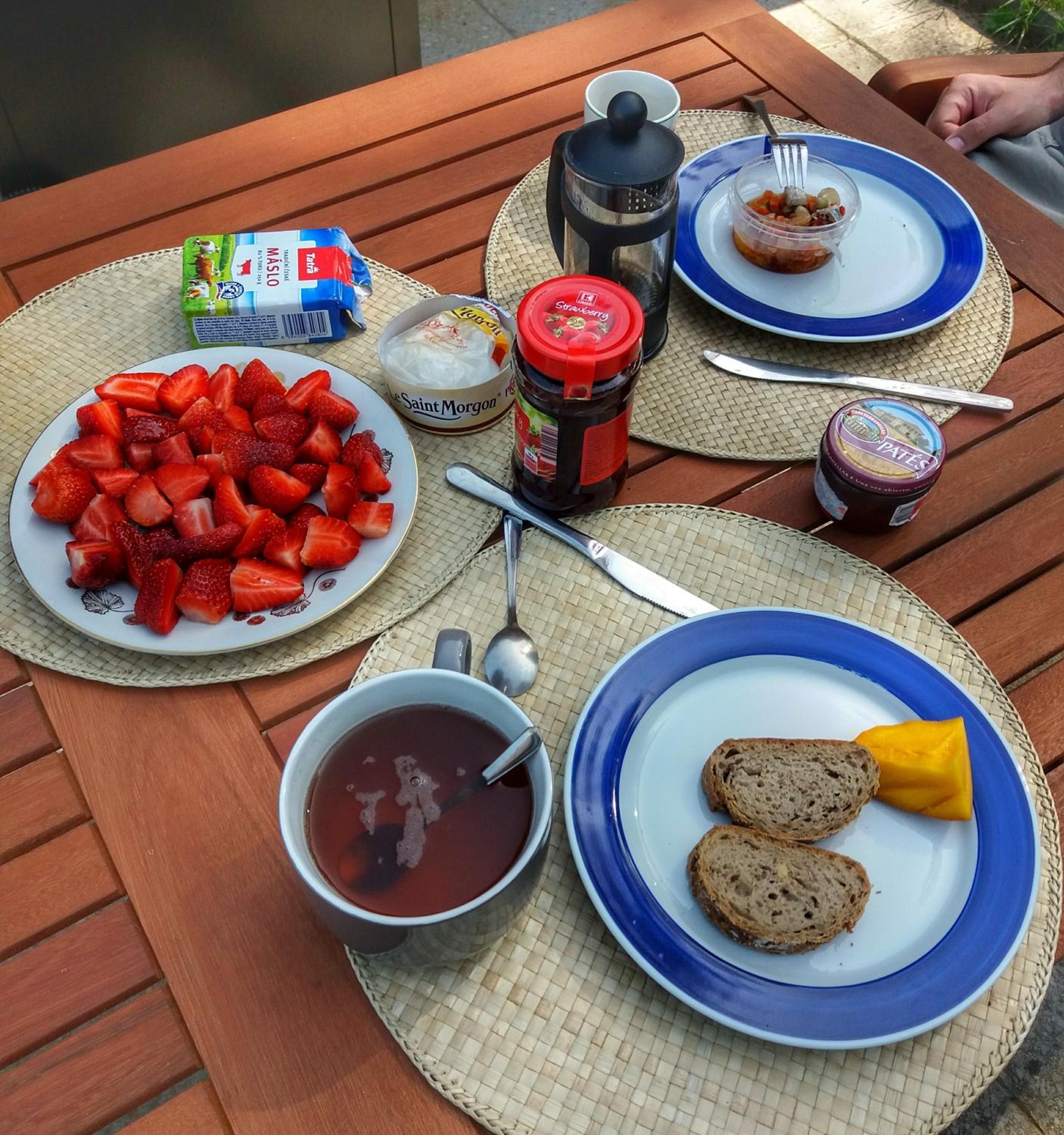 Za humny je sklep