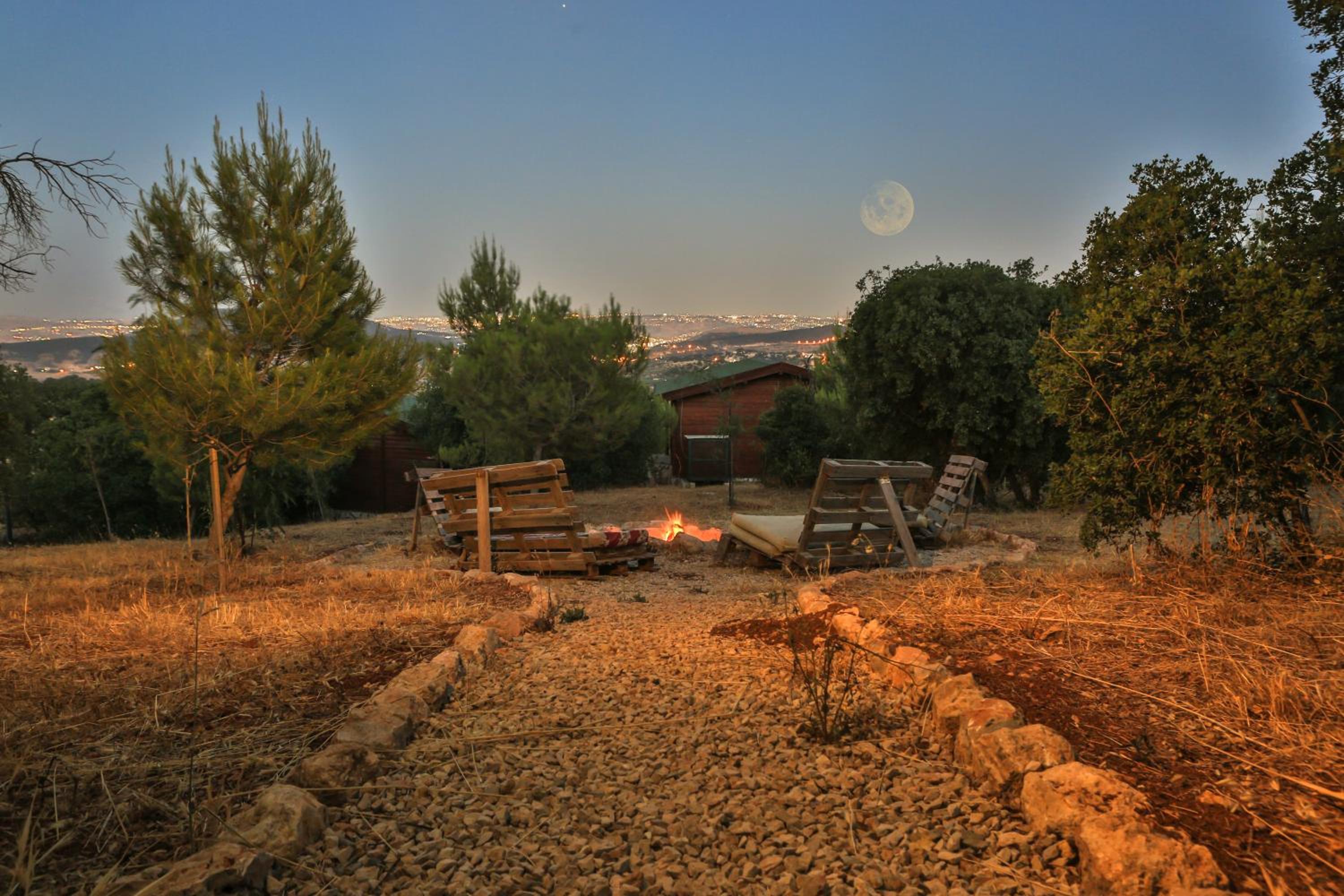 Mountain Breeze Lodge & Resort