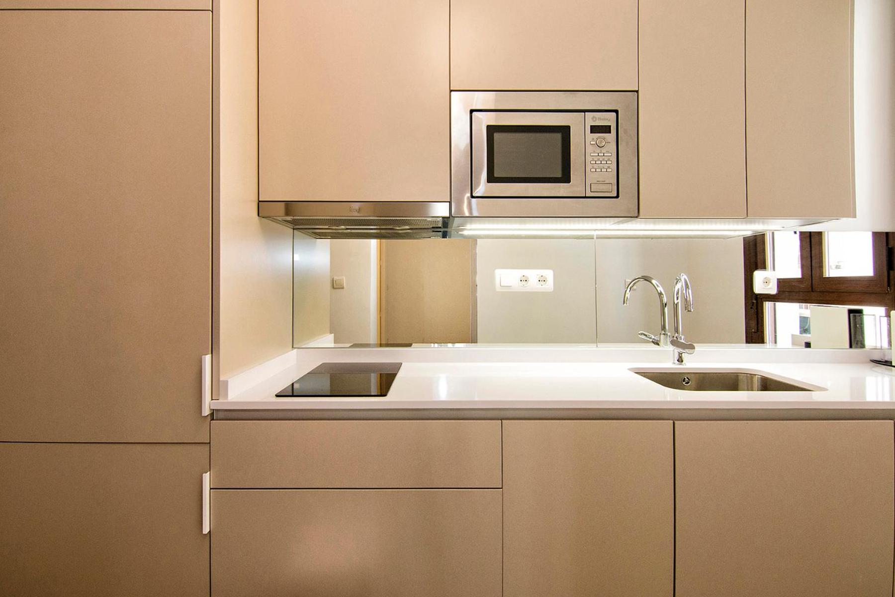 Gran Vía Luxury 3BR view 5