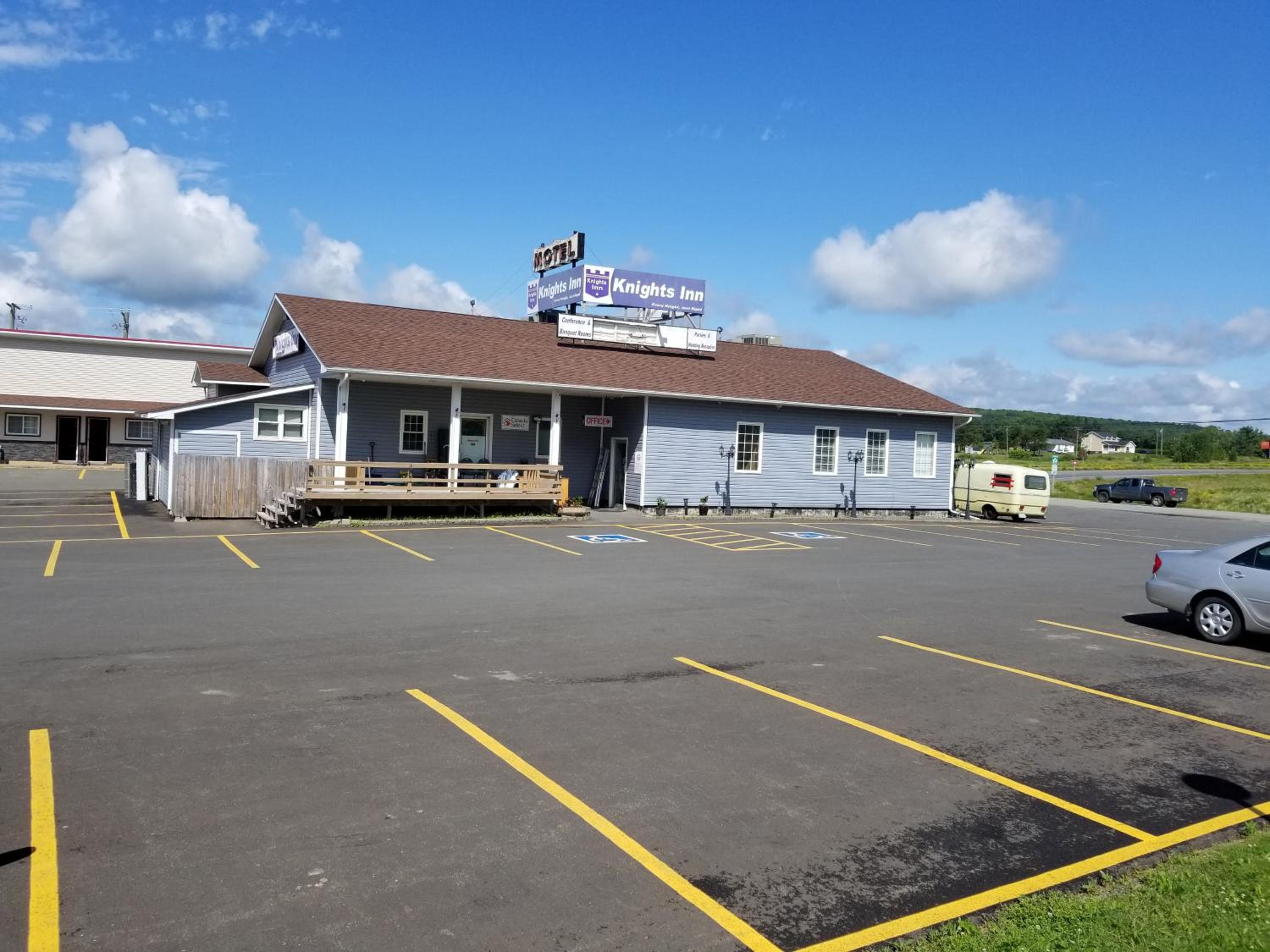 Knights Inn Woodstock