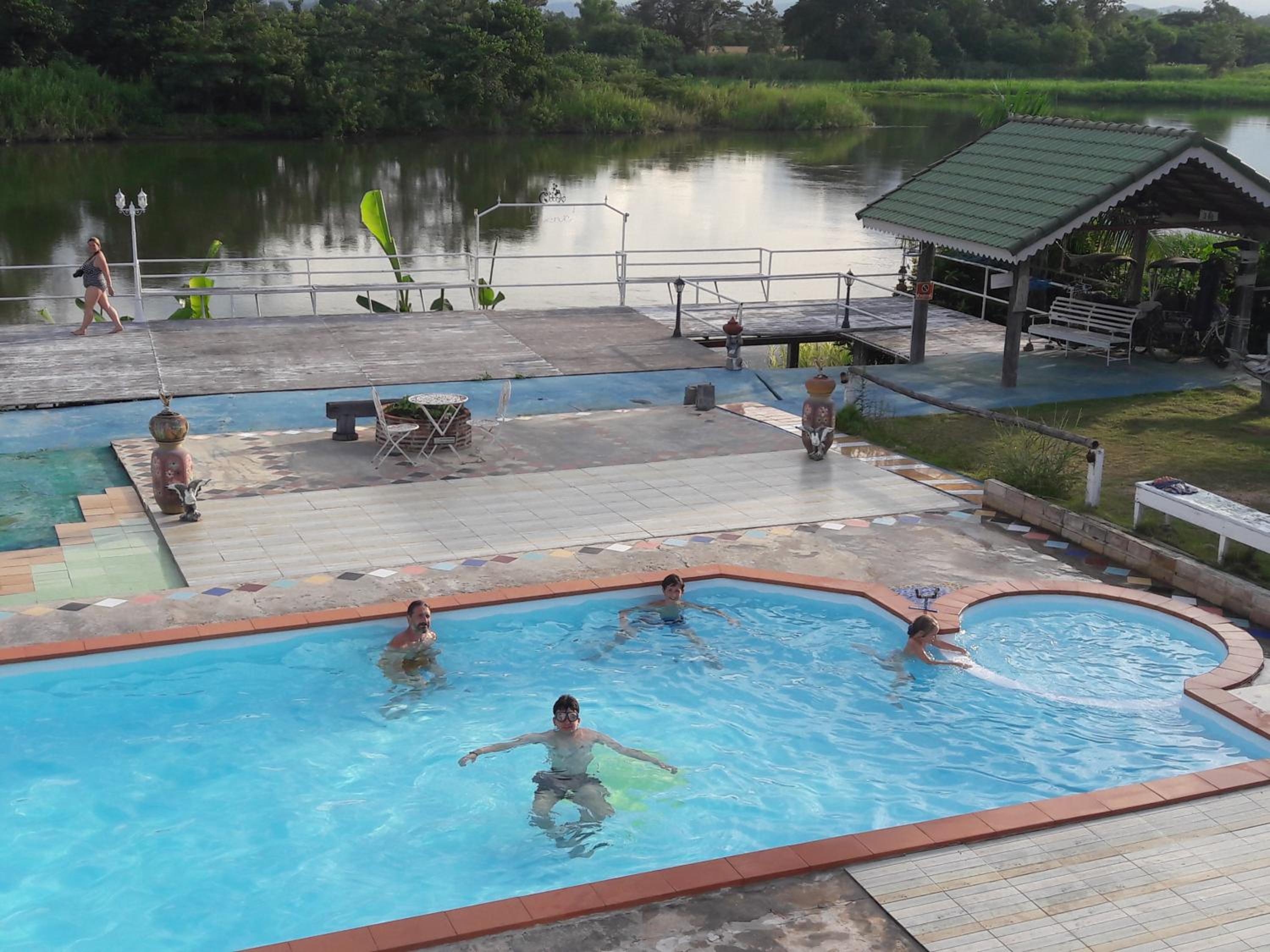 Scenic Riverside Resort