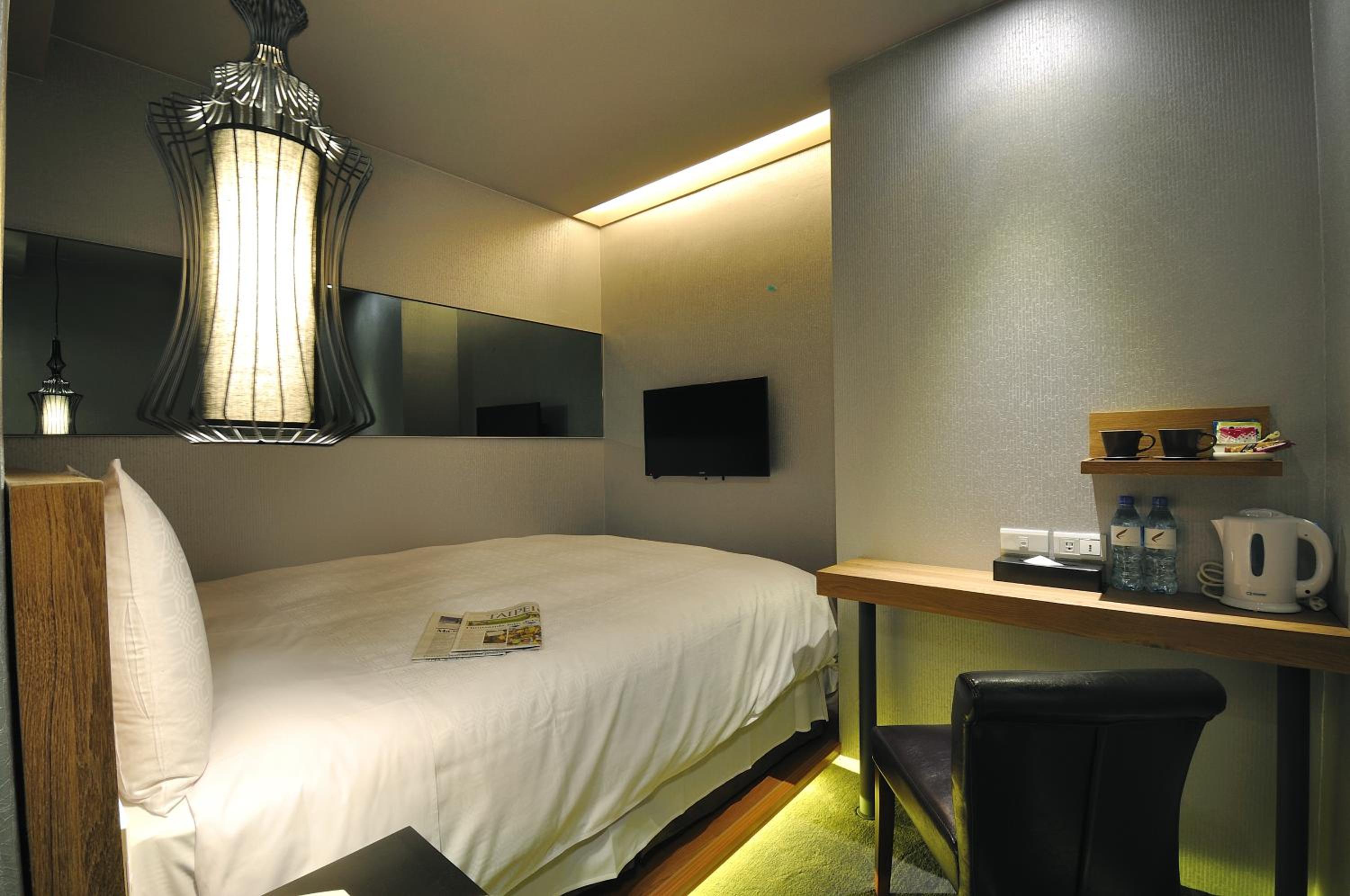 Forward Suites II