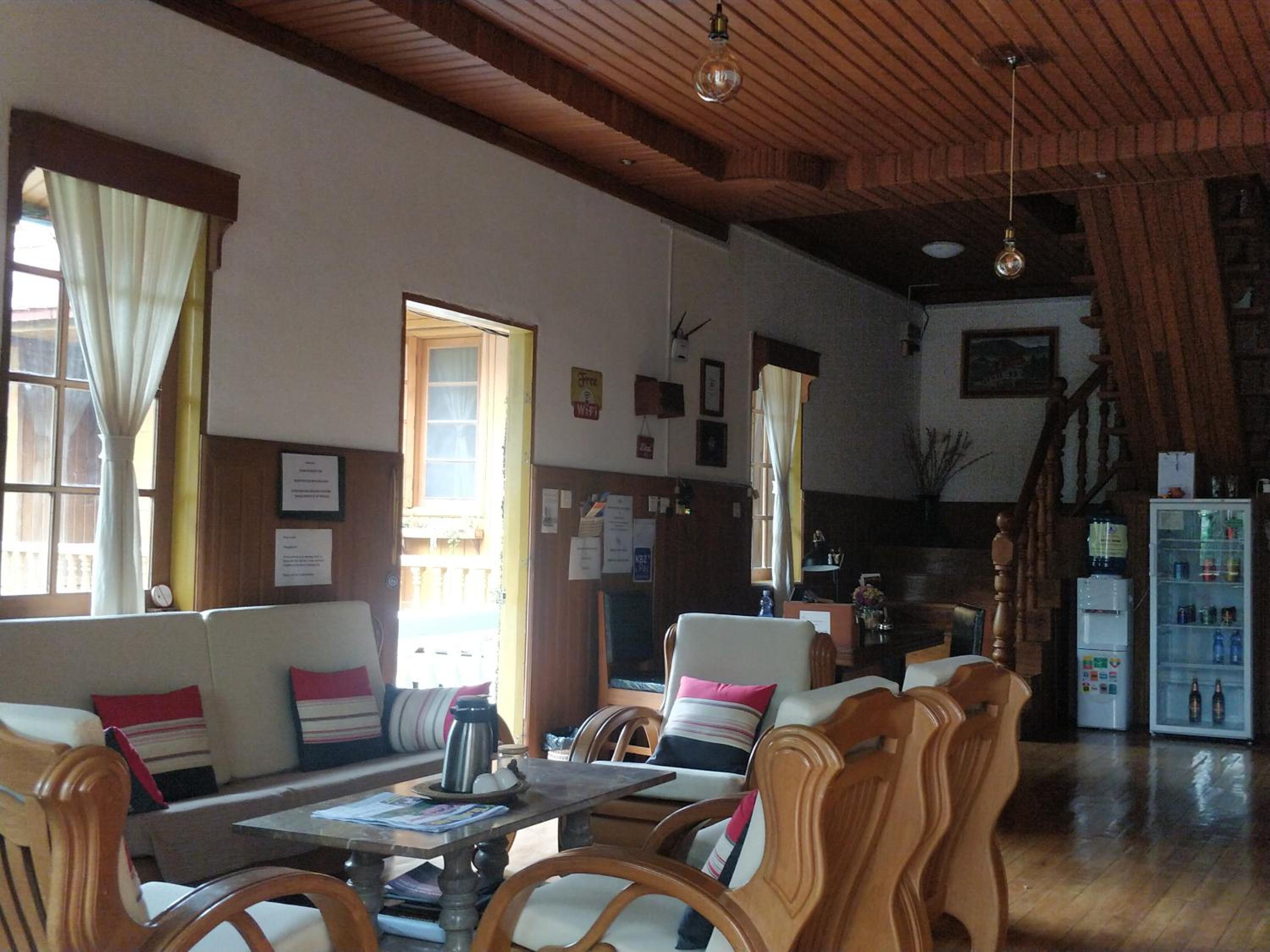 Hillock Villa