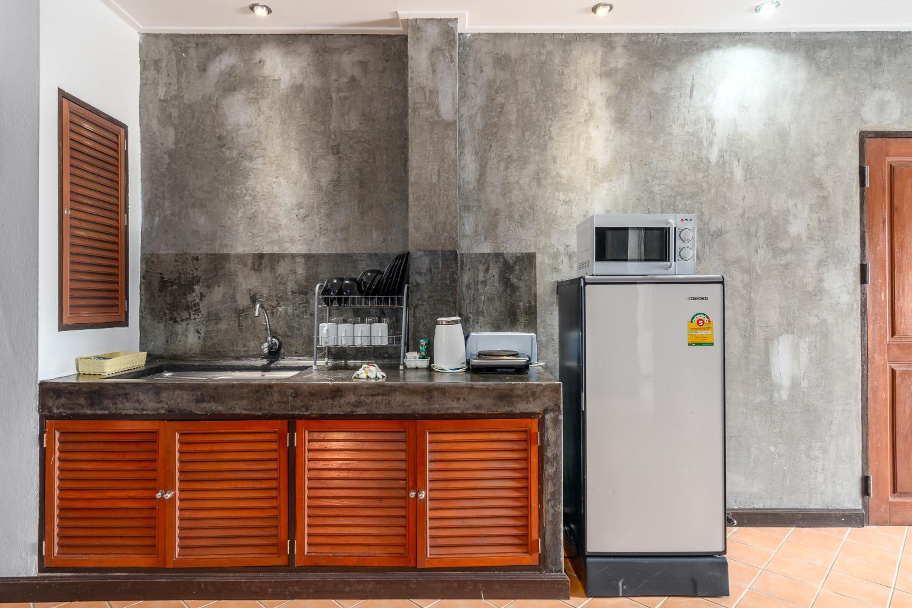 Chaweng Lakeview Residence