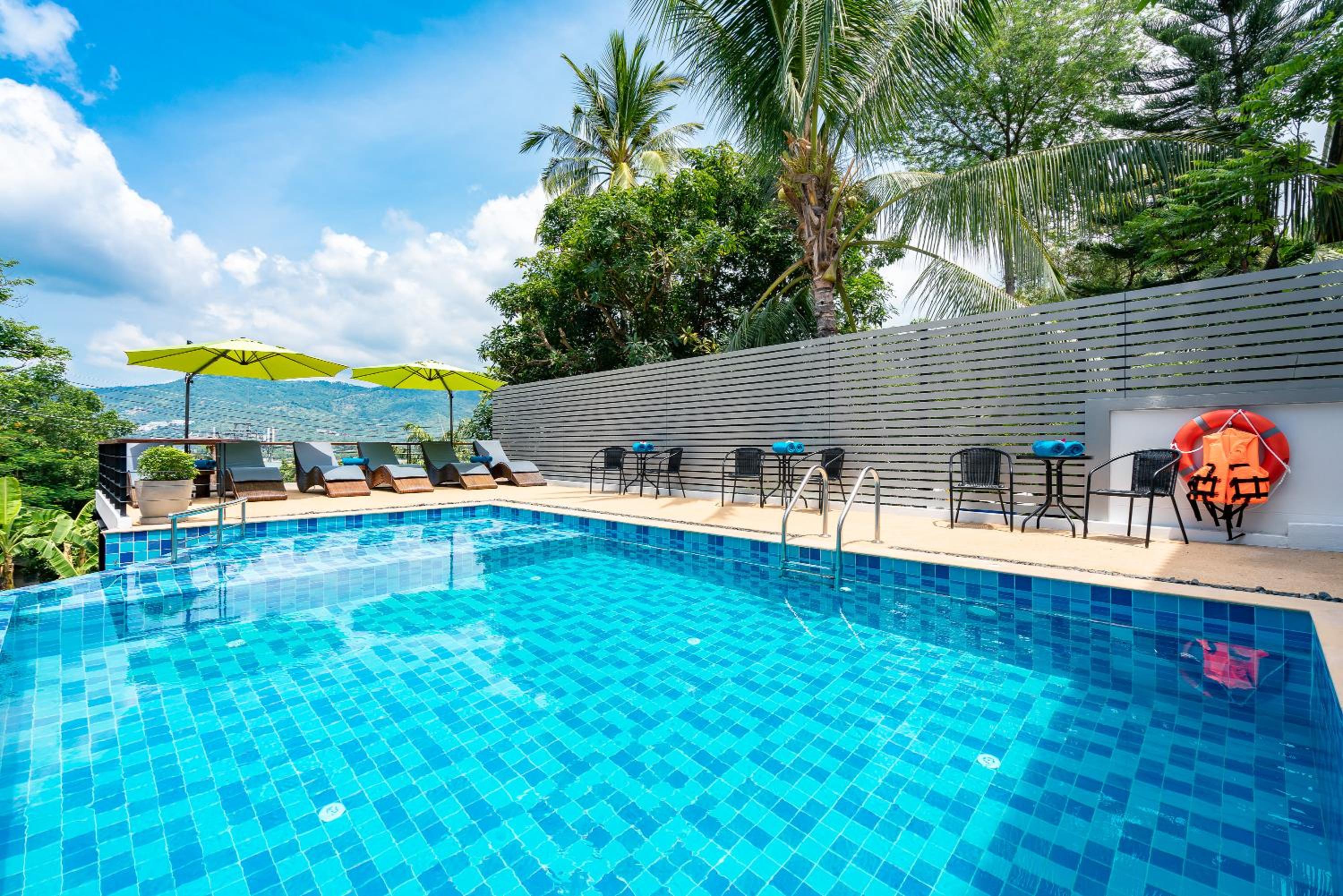 Chaweng Lakeview Residence