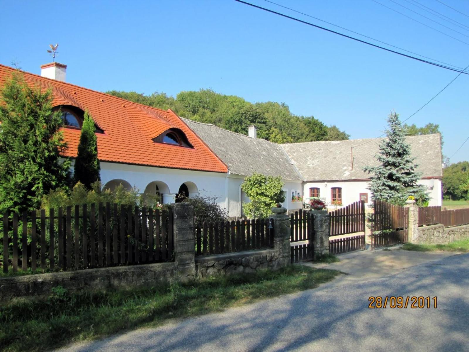 Photo 53