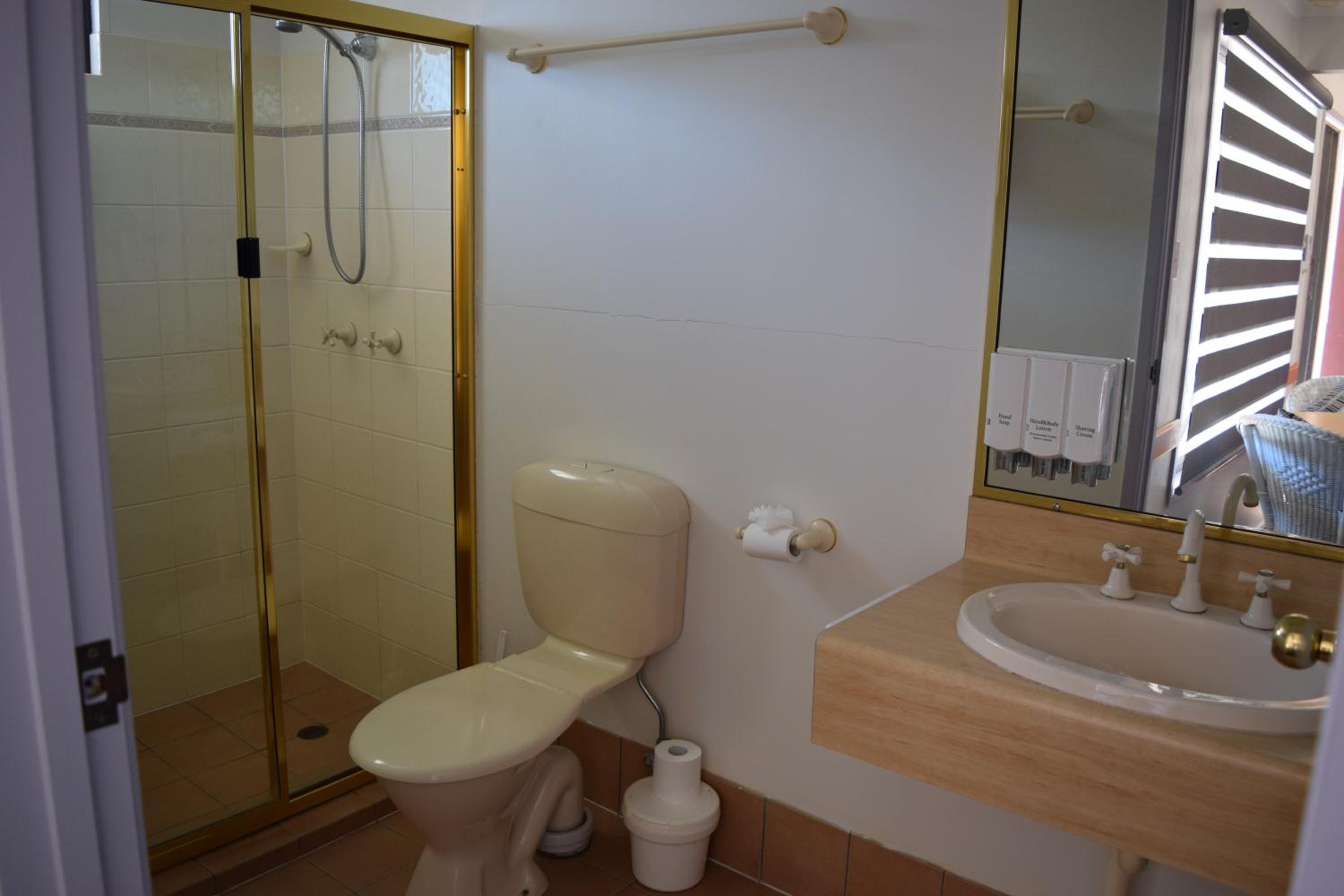 Warwick Vines Motel
