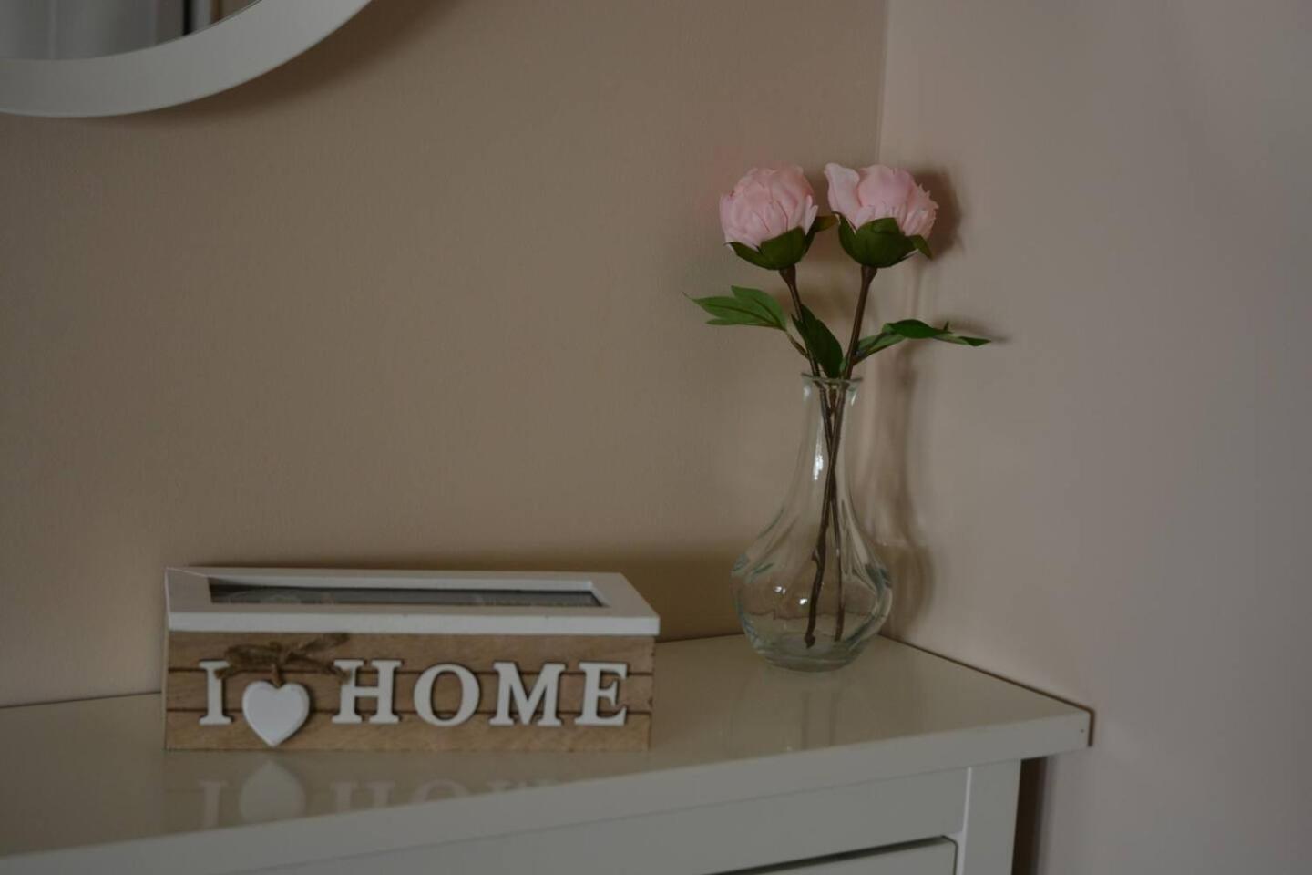Modern apartment, 5΄ walk from central metro station