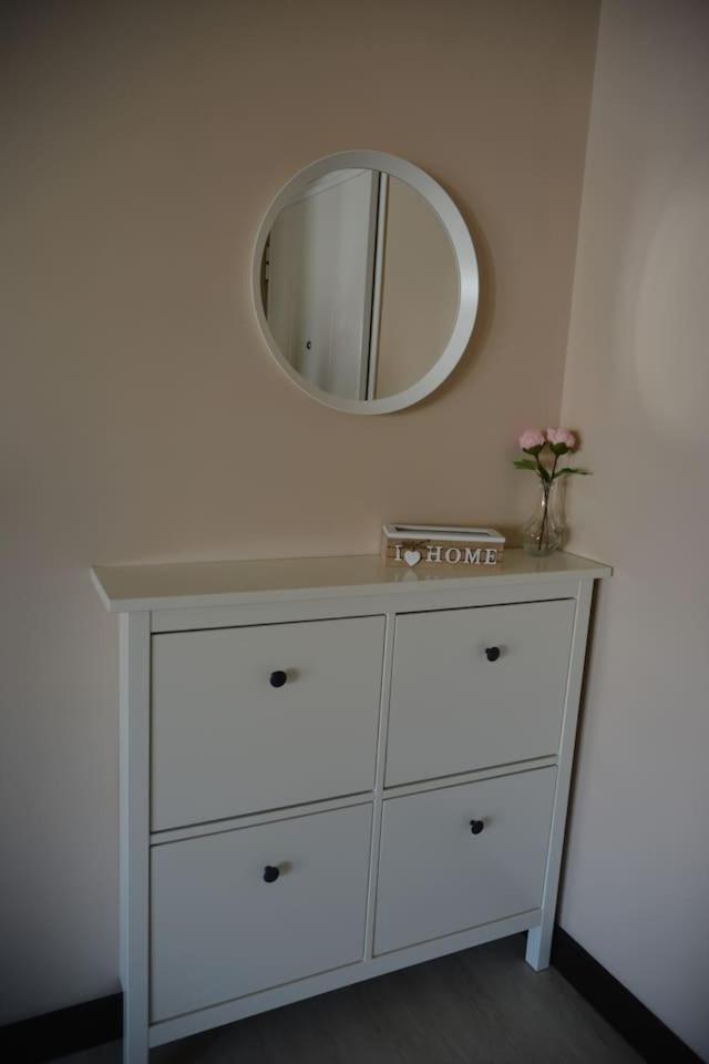 Modern apartment, 5΄ walk from central metro station