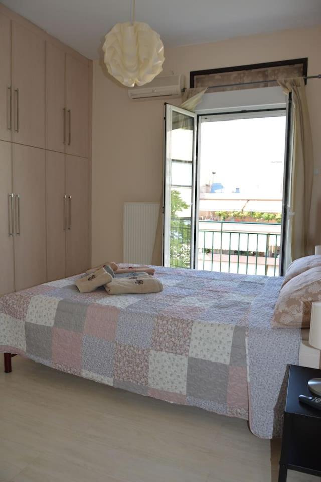 Modern apartment, 5΄ walk from central metro station