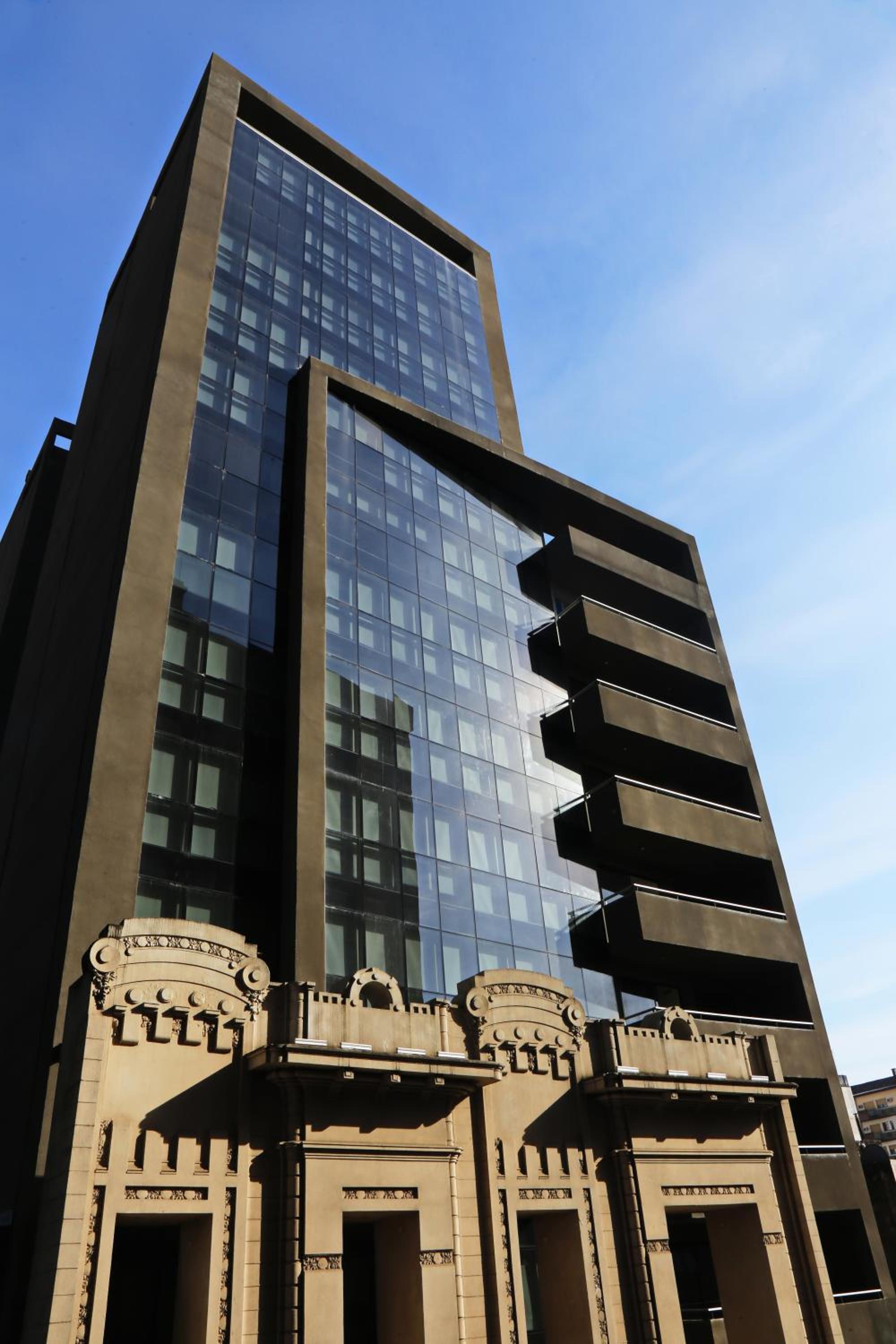 The Point Casa Edificio Boutique
