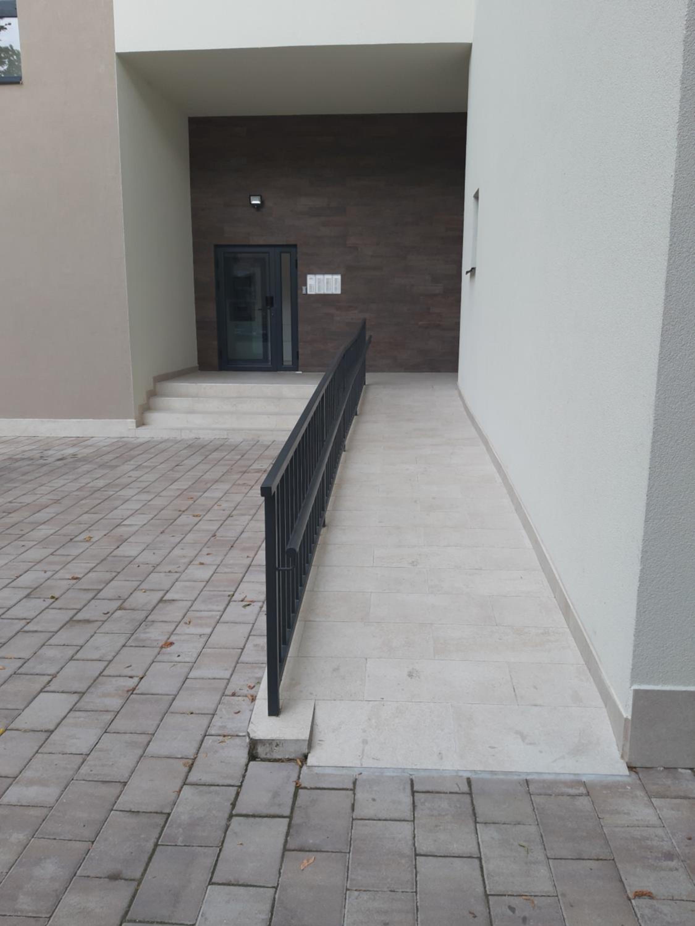 Apartman Ladybug view 3