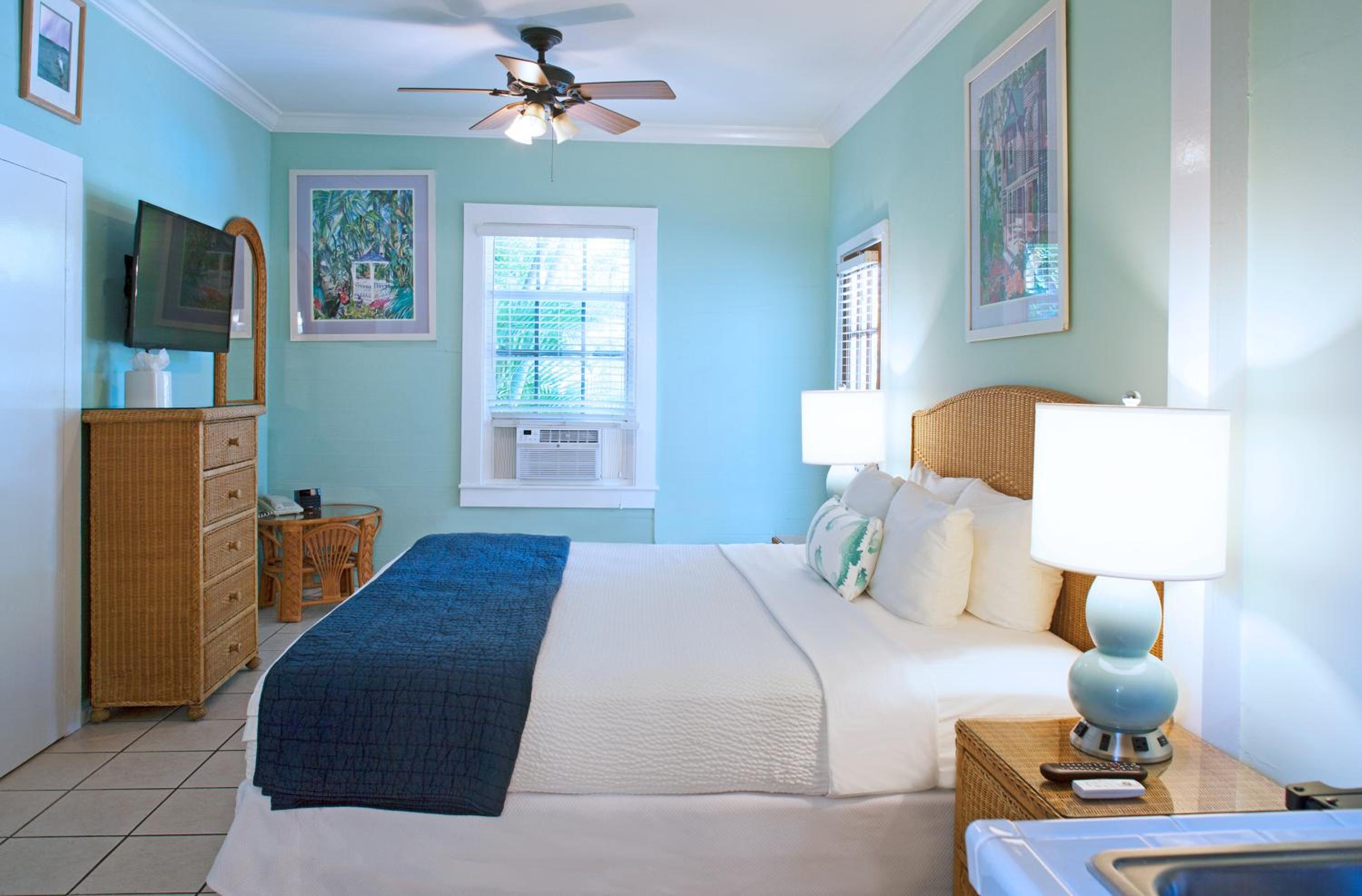 Westwinds Inn
