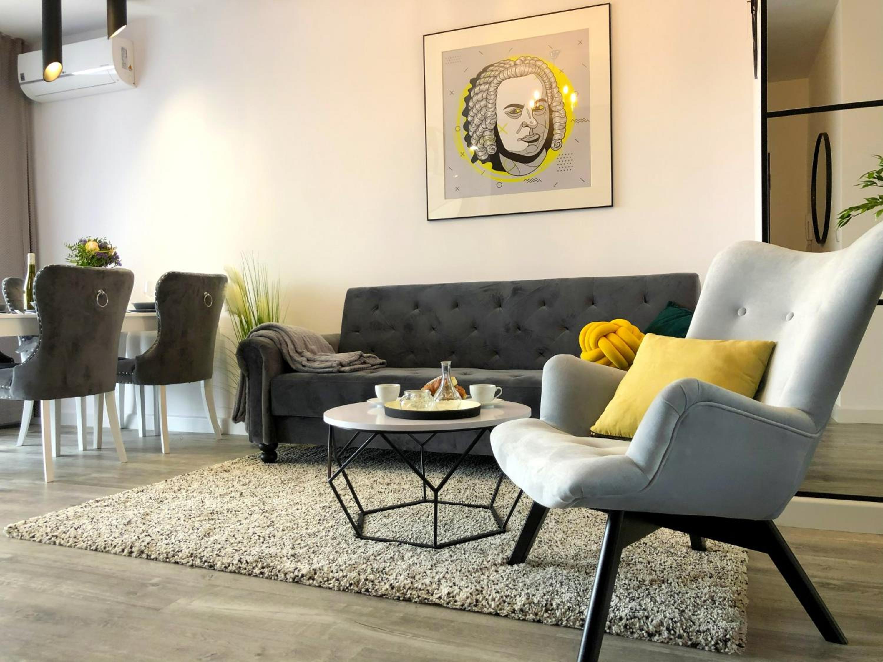Glamour Apartment with big, private terrace