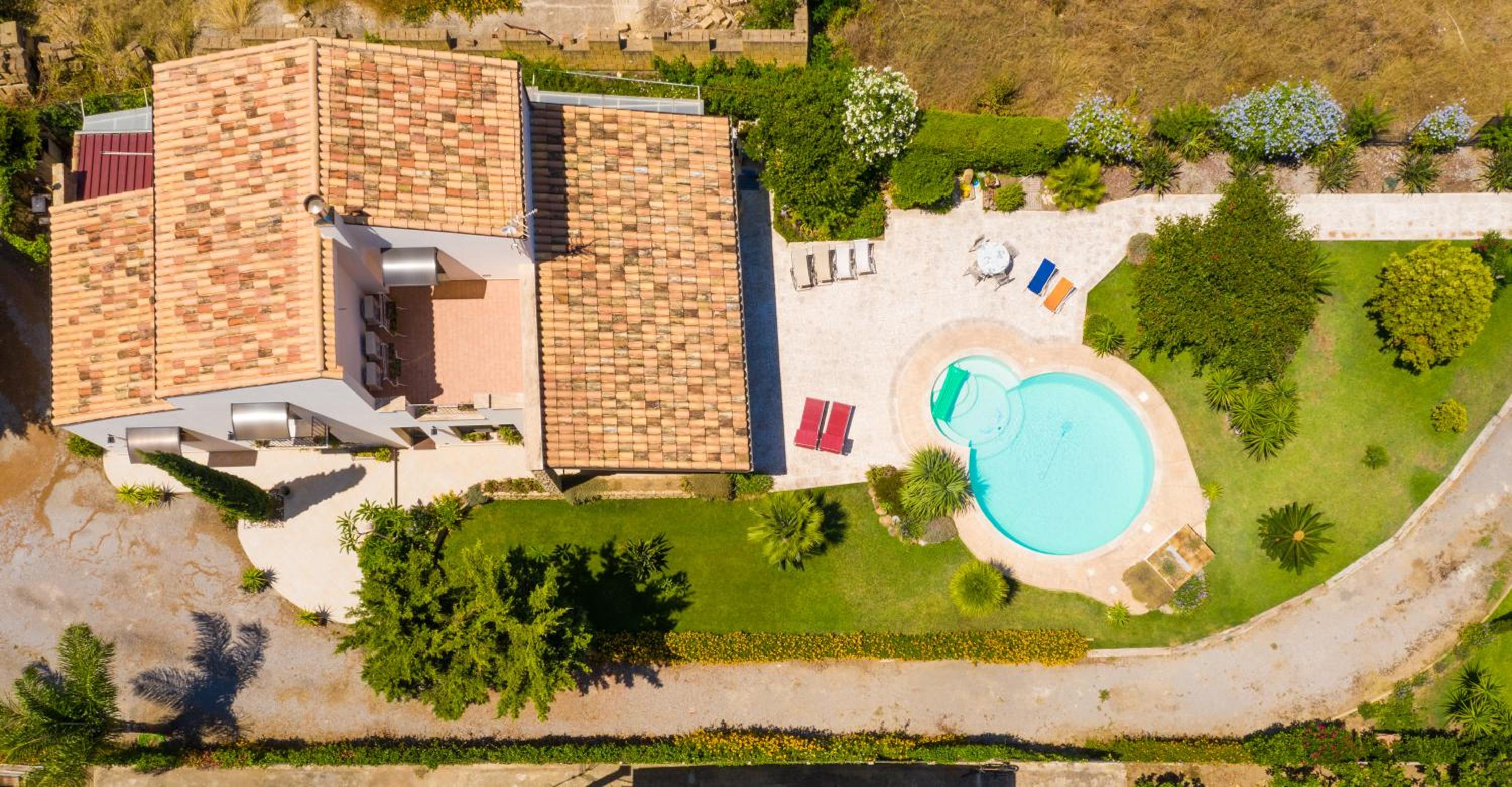 Villa Deluxe view 2