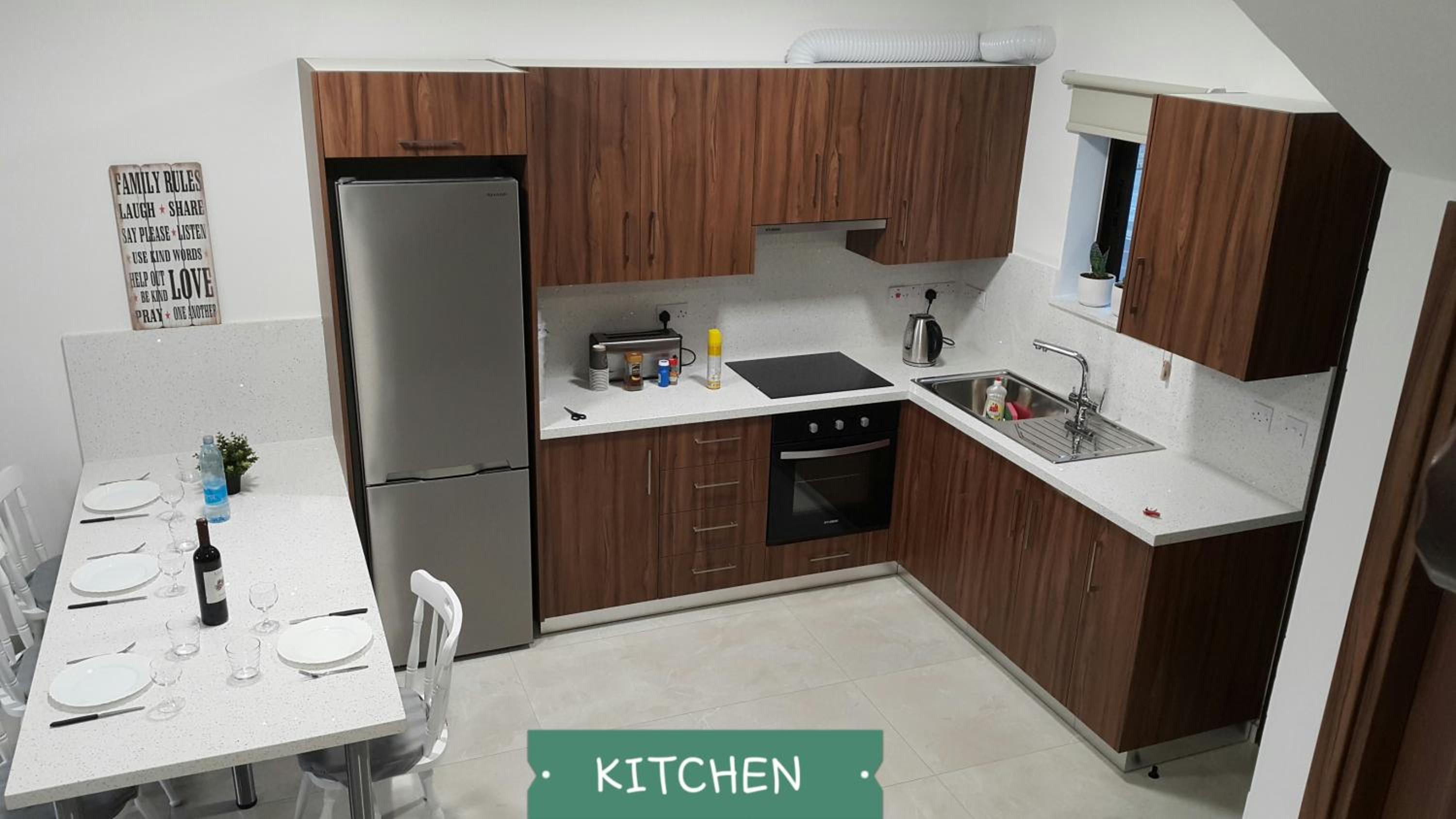 CHRIS'S KYKLADES HOLIDAY APARTMENT