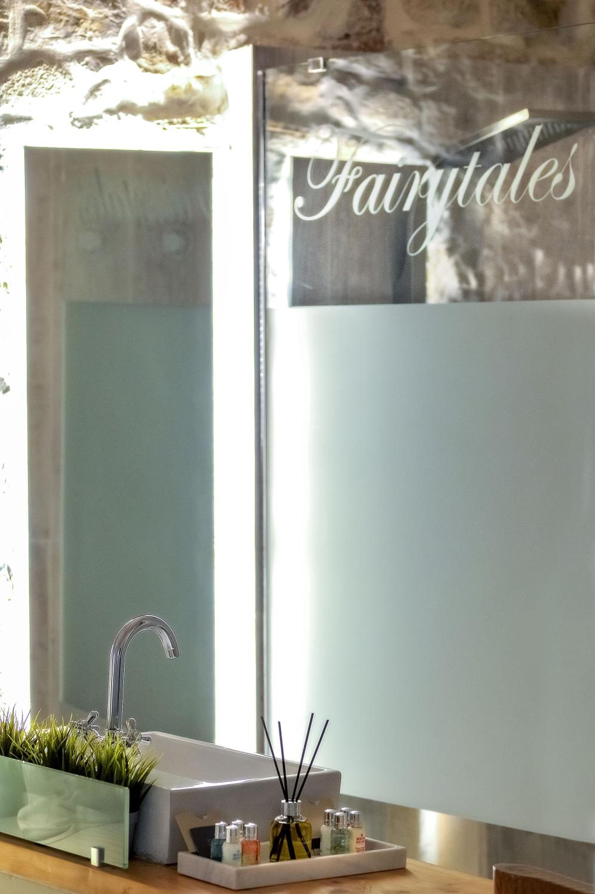 Paxos Fairytales Lovenest 1 photo 4