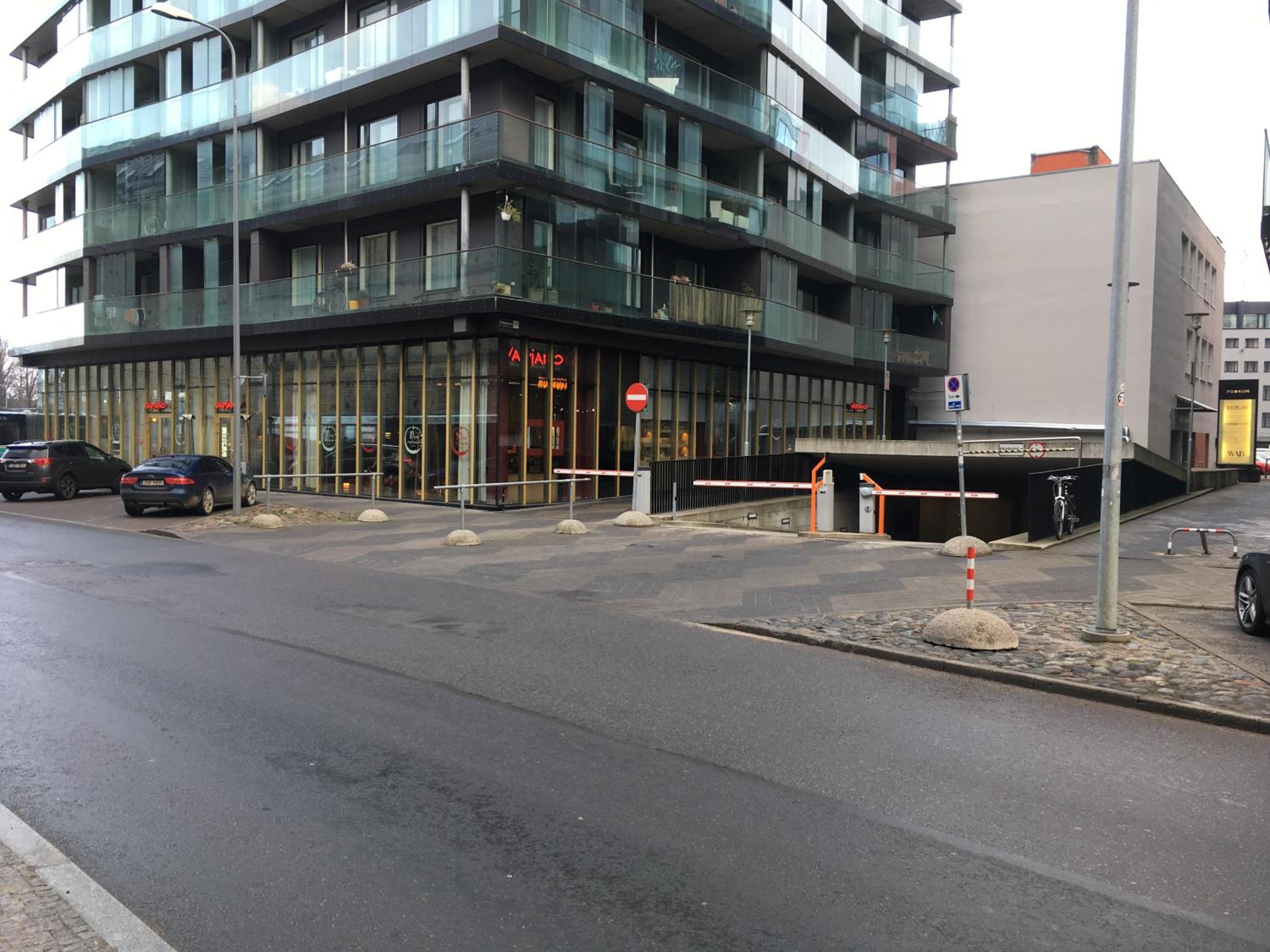 Photo 6