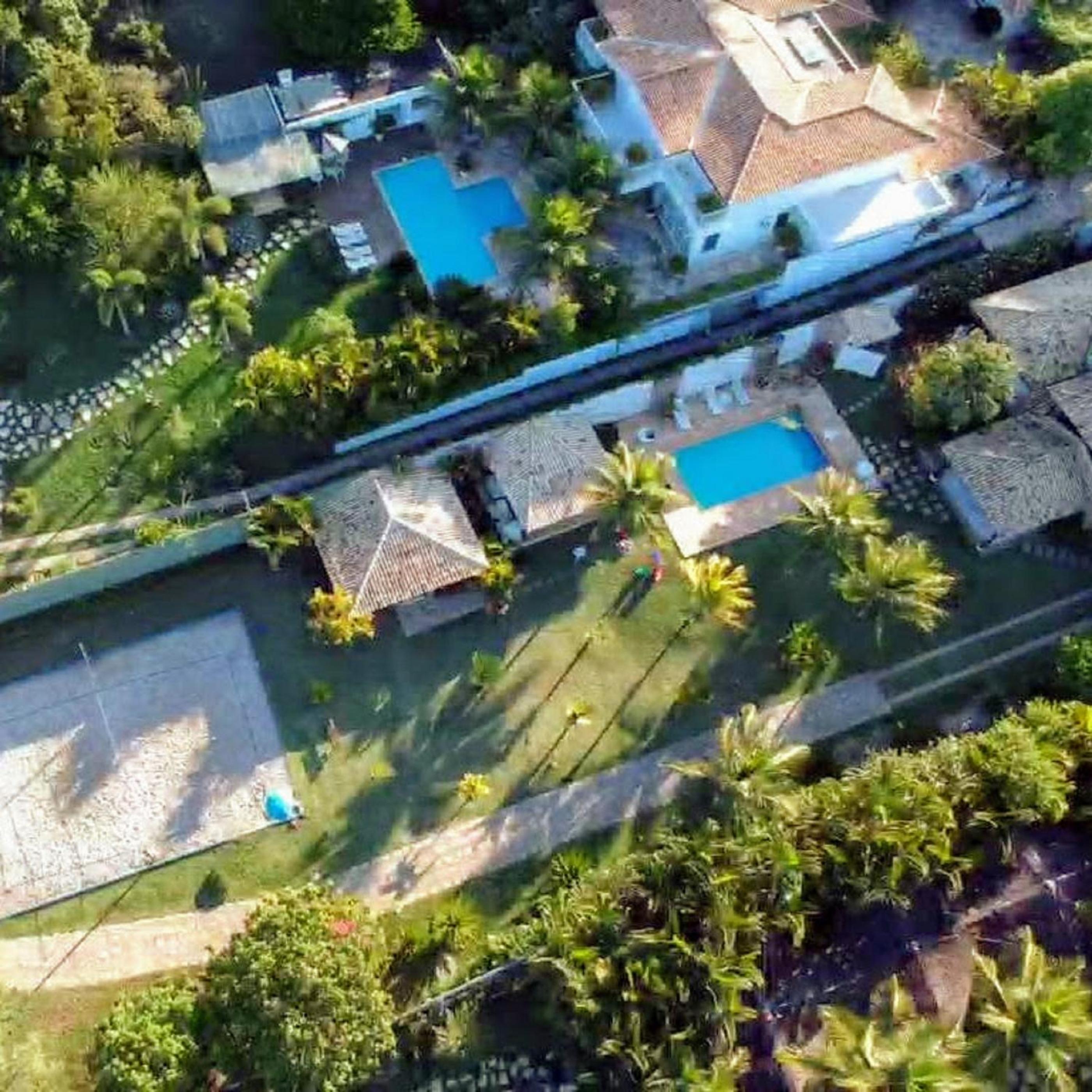 Excelente casa a 150 mts da Praia da Ferradura