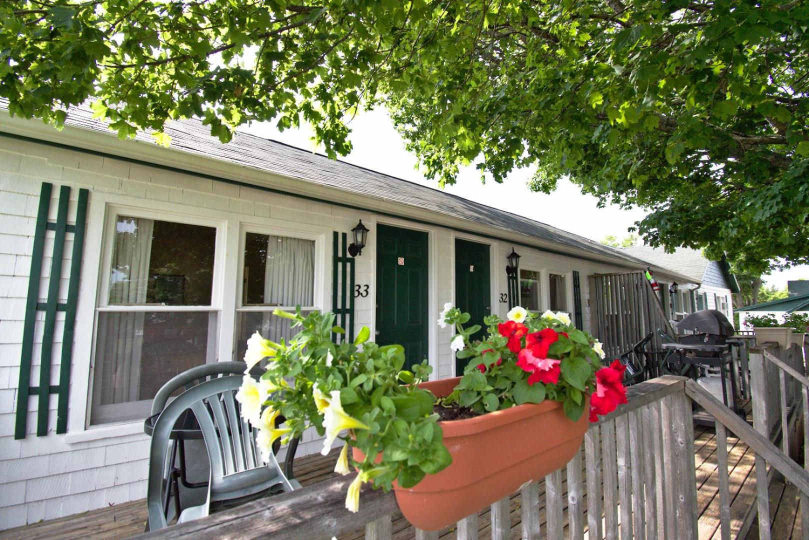 Lakeview Lodge and Cottages