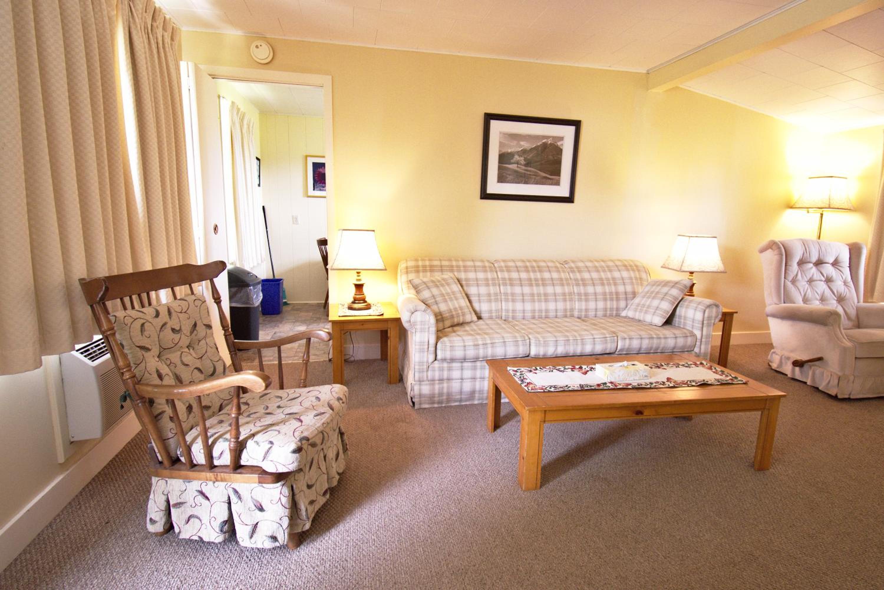 Lakeview Lodge and Cottages