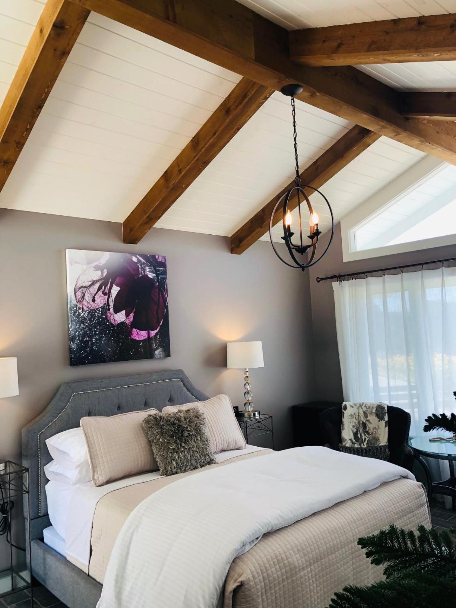 Seafoam Lodge view 4
