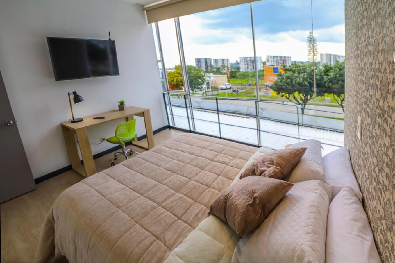 Metroloft 204 view 3