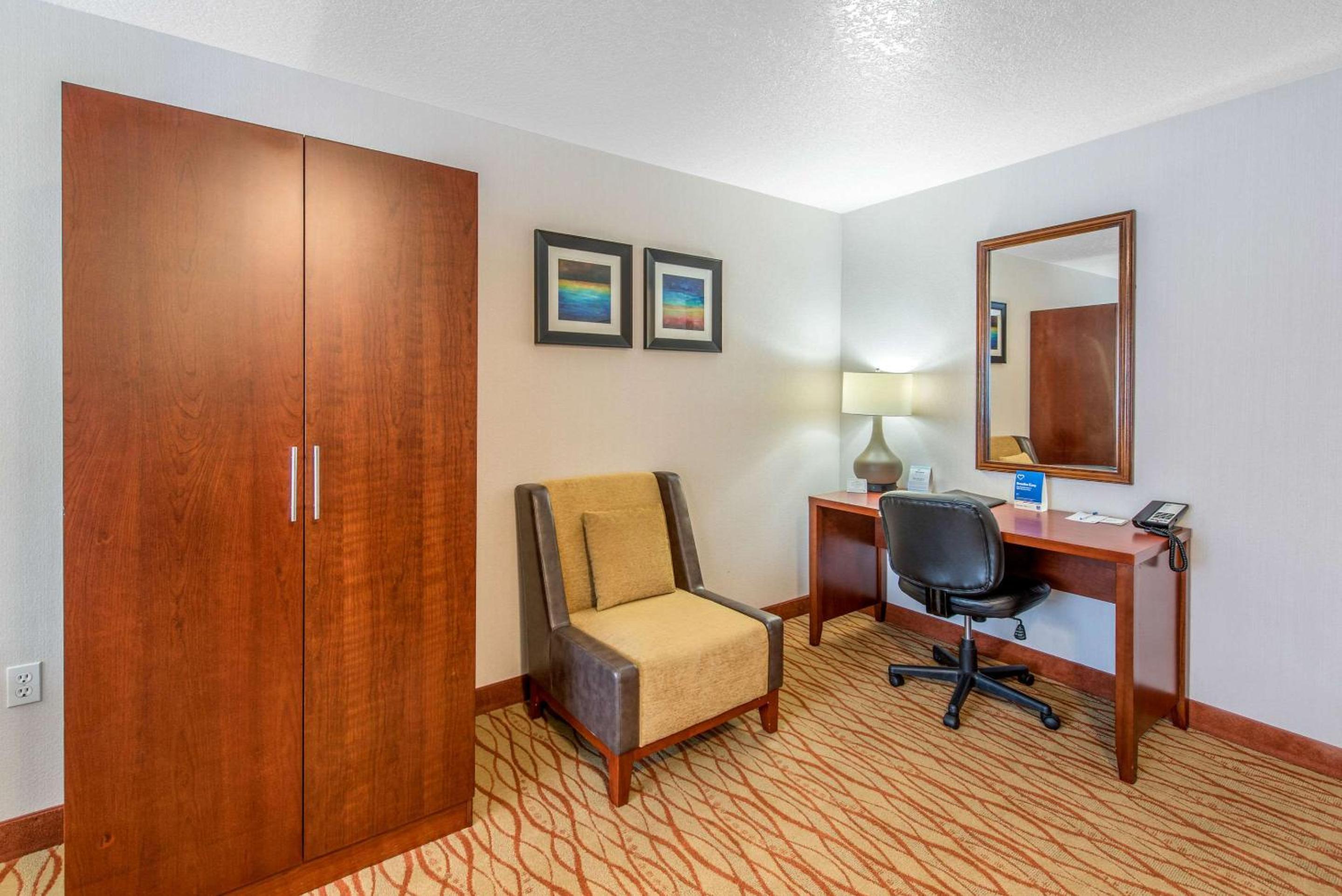 Comfort Inn Mount Shasta Area