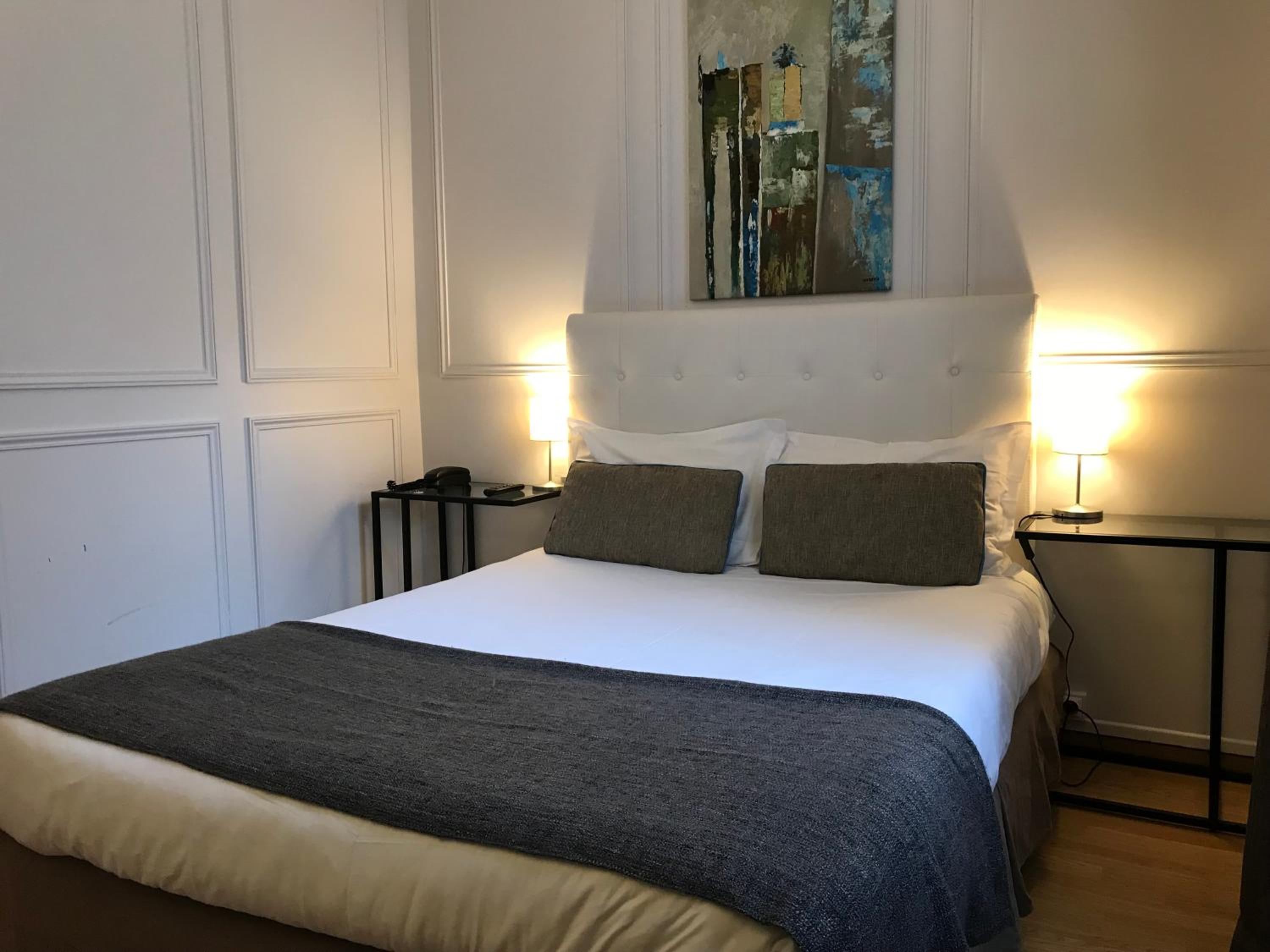 Puteaux Vacations - Hotel Dauphin - Property Image 7