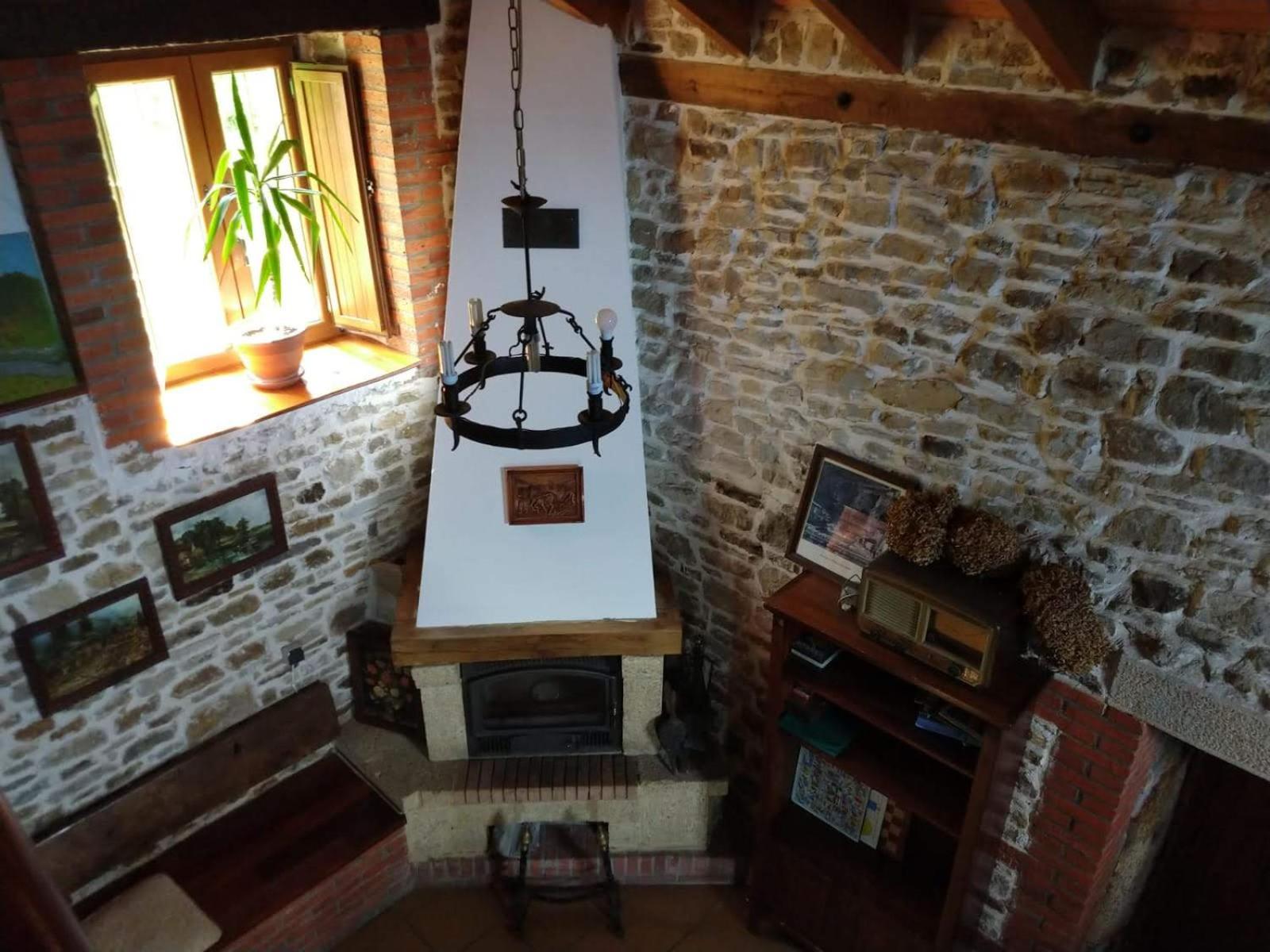La Casa del Acebal (Solorzano - Cantabria) view 5