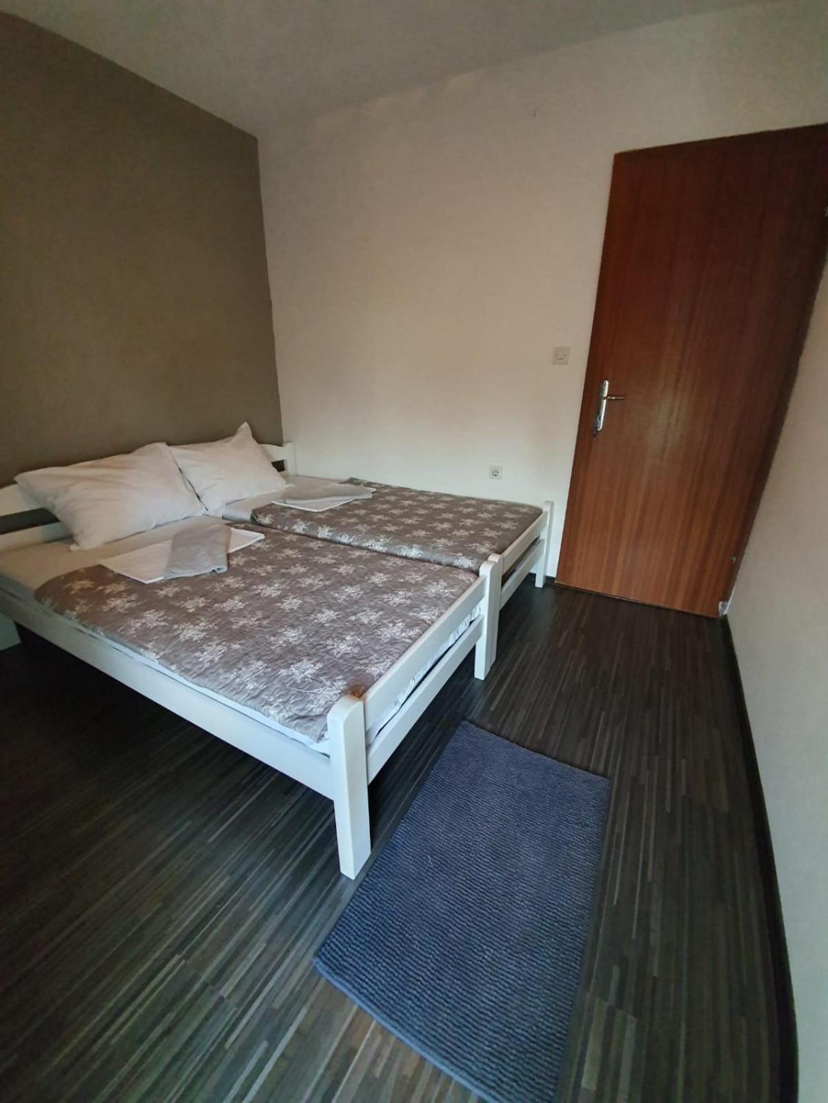 Rooms Nikola Rule Ostojic