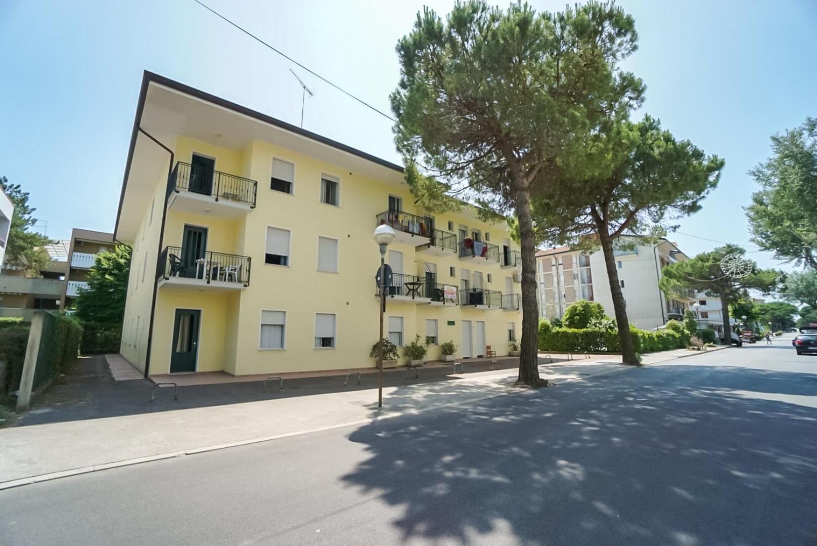 Condominio Brionetta view 2