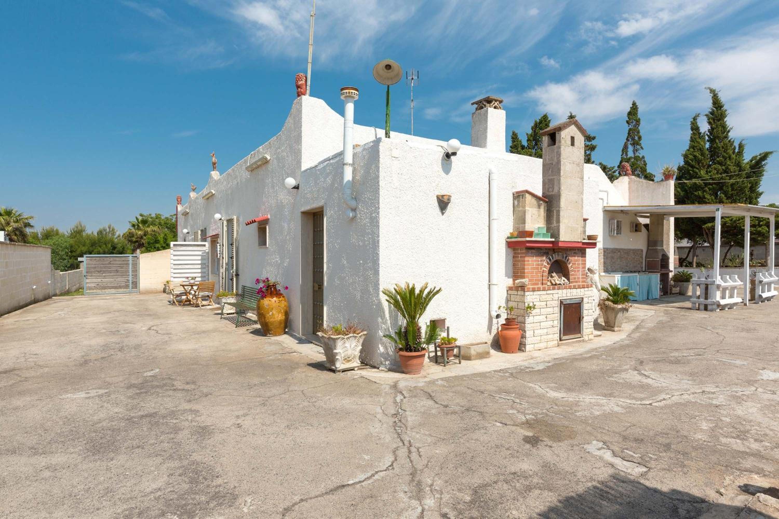 Tenuta Fioravante by BarbarHouse en Torre Lapillo — building
