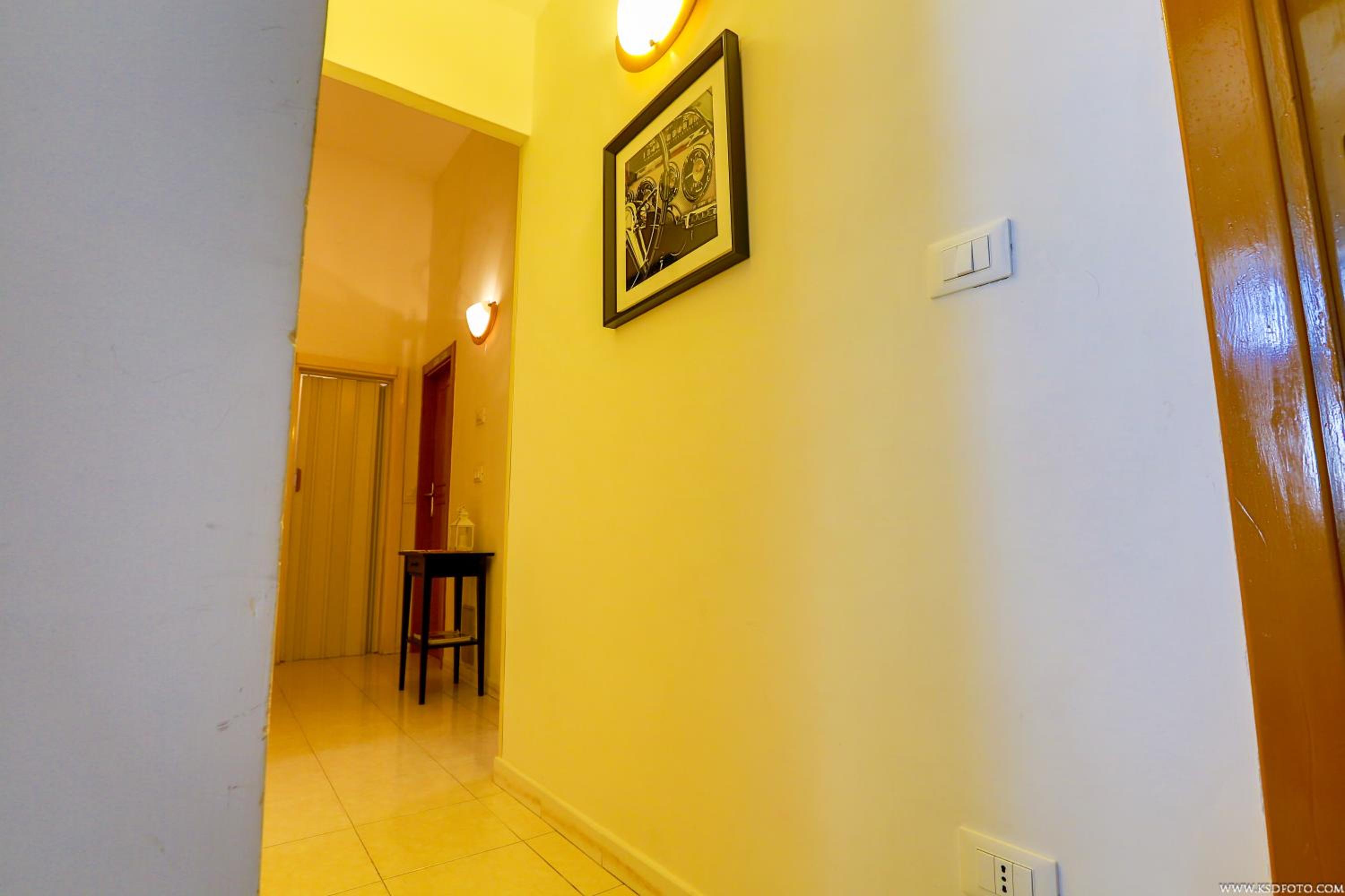 Gordon's Apartment