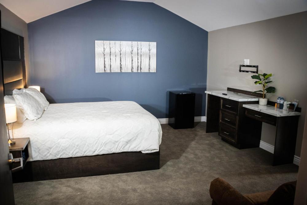 Newfound Inn & Suites